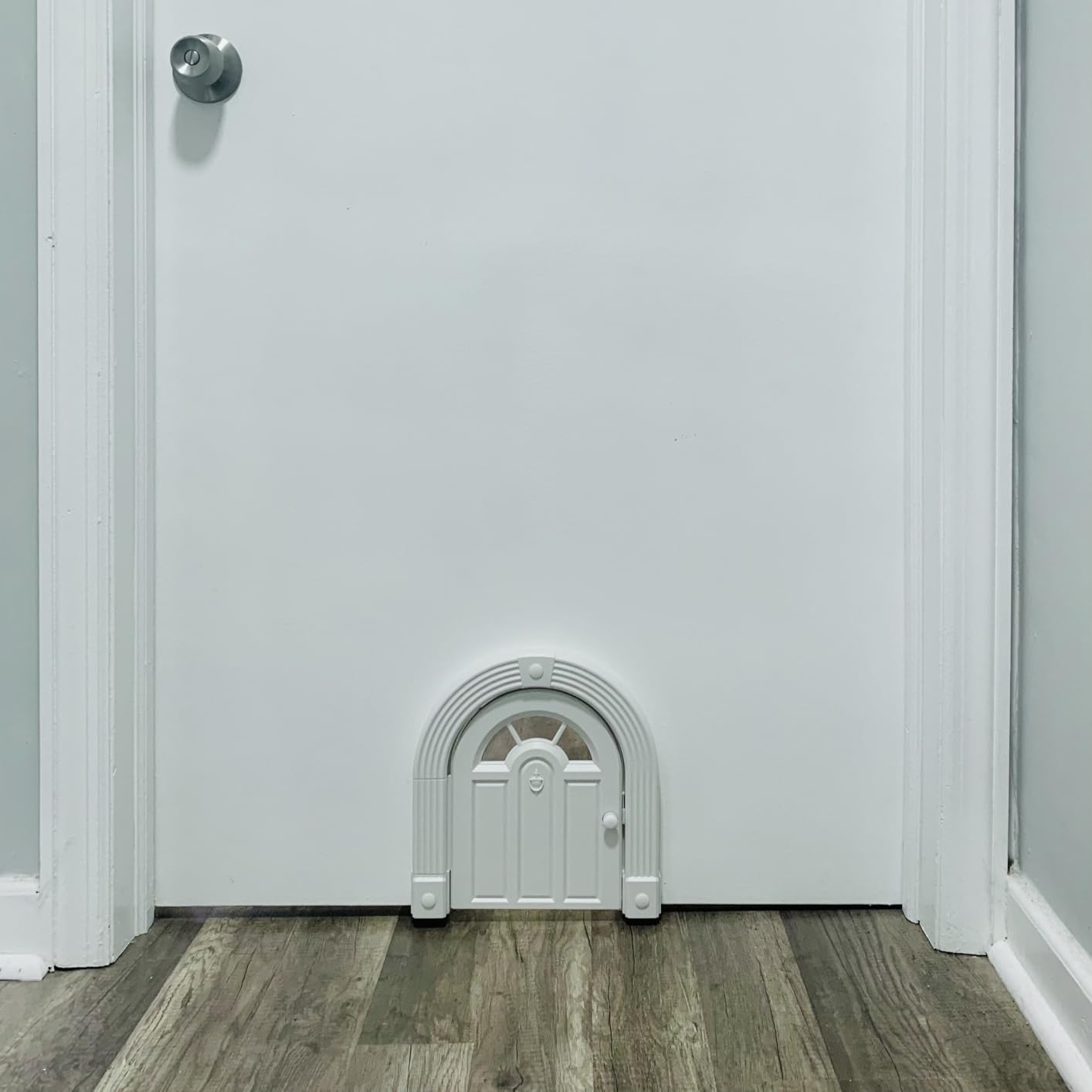 Purrfect Portal Meow Manor Extra Large Interior Cat Door, No-Flap Pet Door for Interior Doors, Easy DIY Installation, Cat Door for Cats up to 30 lbs, White customer photo 1