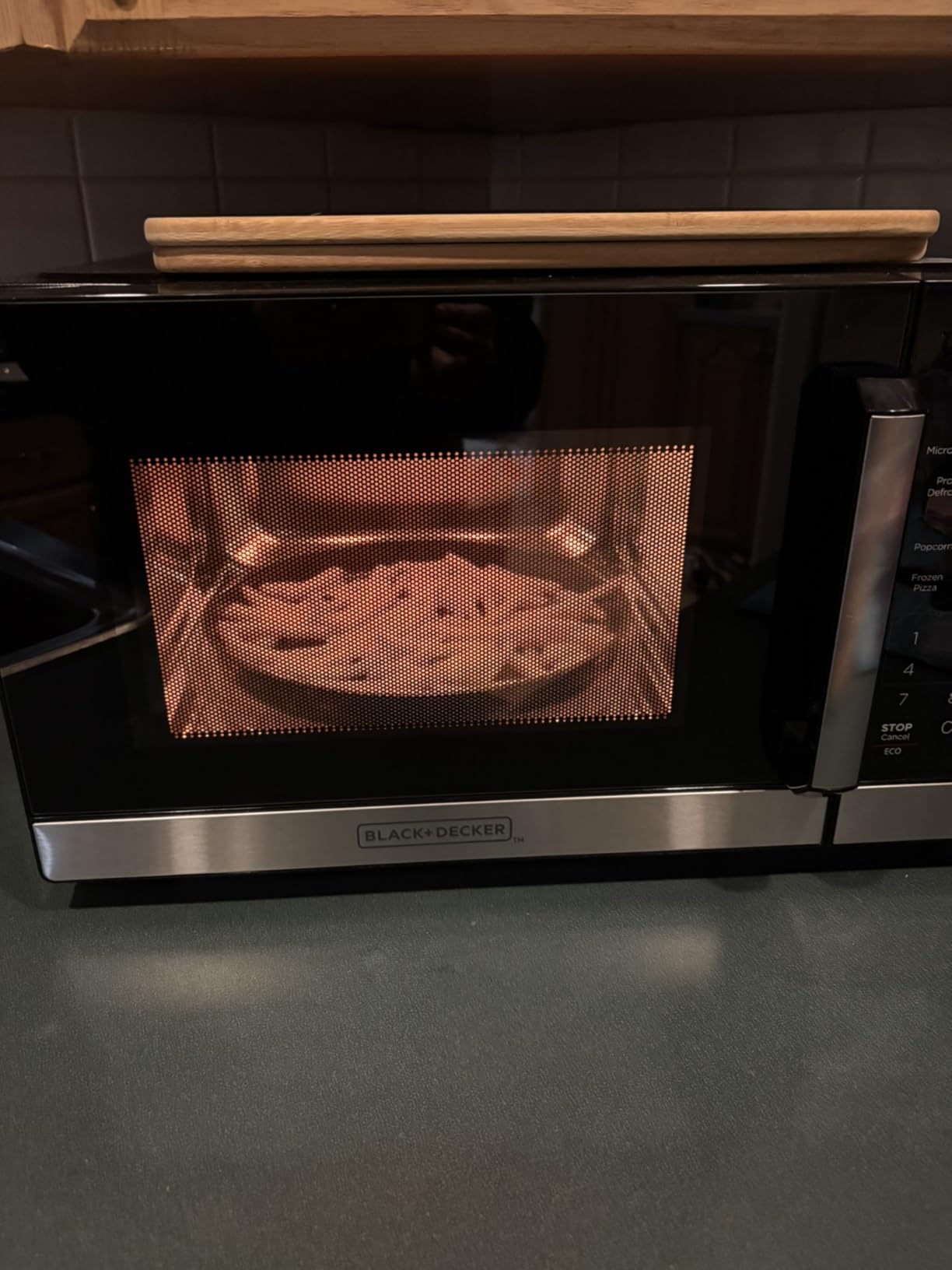 BLACK+DECKER Over the Range Microwave Oven with Air Fryer, Convection, and Bake Modes, 1.5 cu.ft., Stainless Steel, 900 Watts, EC942K6CE-SS customer photo 2