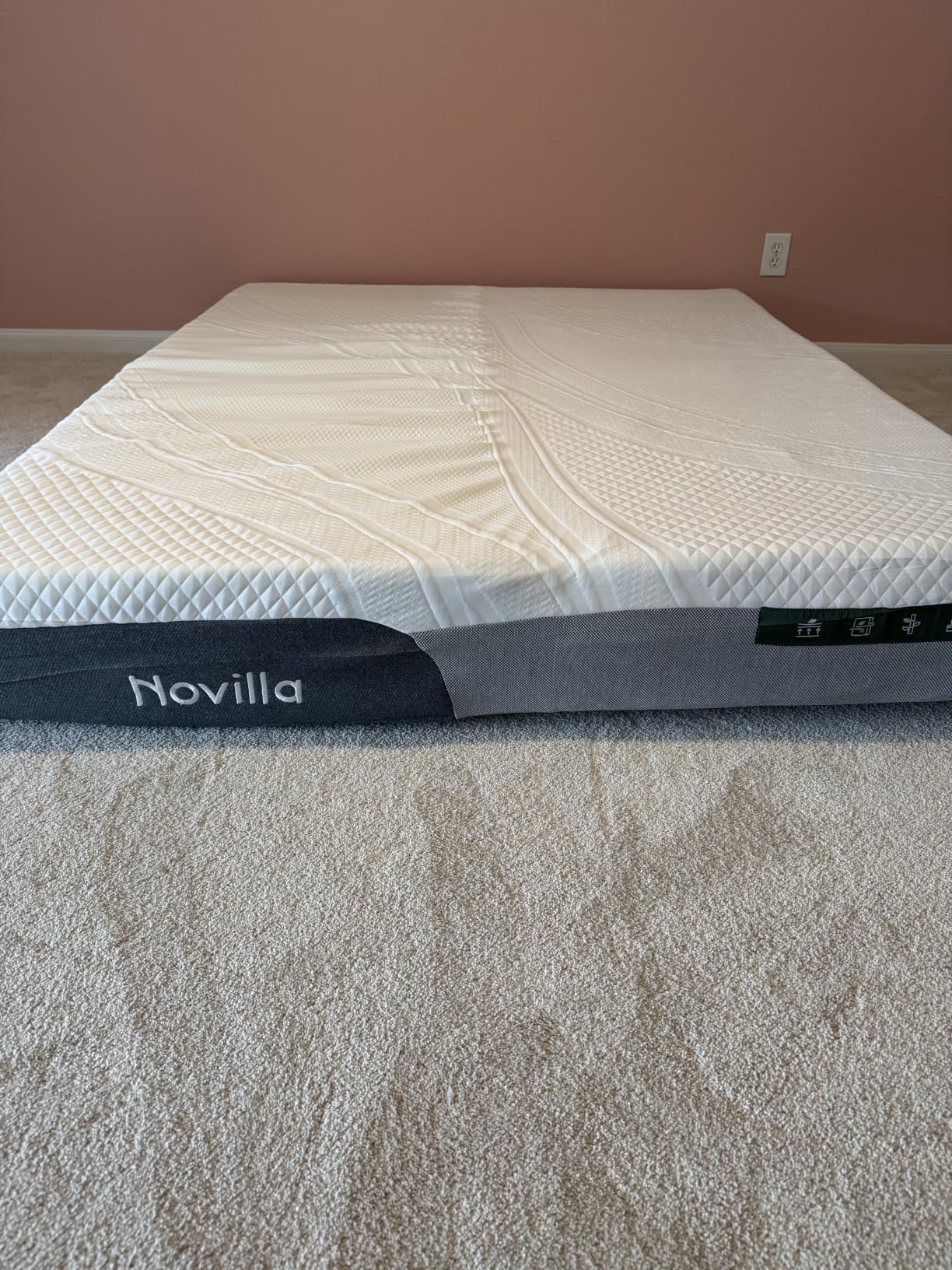 Novilla 14 Inch King Size Mattress, Gel-Infused Bliss Cooling King Memory Foam Mattress in a Box with Cool-Touch Nylon Cover, Pain Relief & Spinal Support, CertiPUR-US Certified customer photo 1
