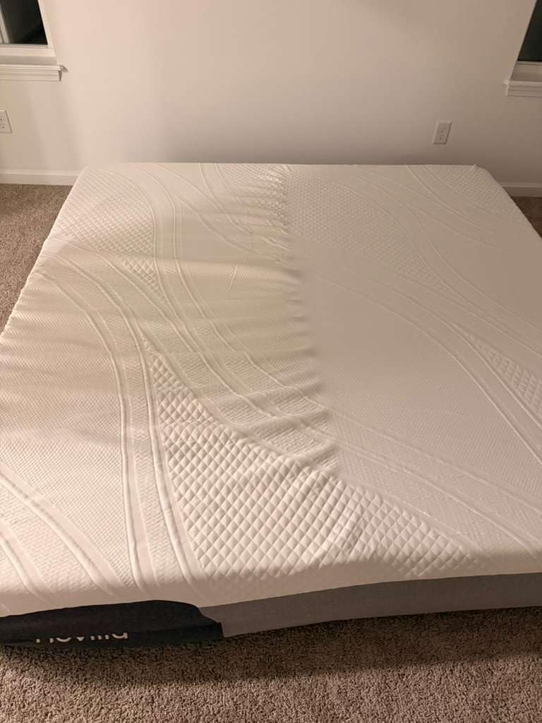 Novilla Bliss Cooling Queen Size Mattress, 12 Inch Gel-Infused Memory Foam Mattress Queen Size in a Box with Cool-Touch Nylon Cover, Pressure Relief & Body Support with CertiPUR-US Certified Foam customer photo 1