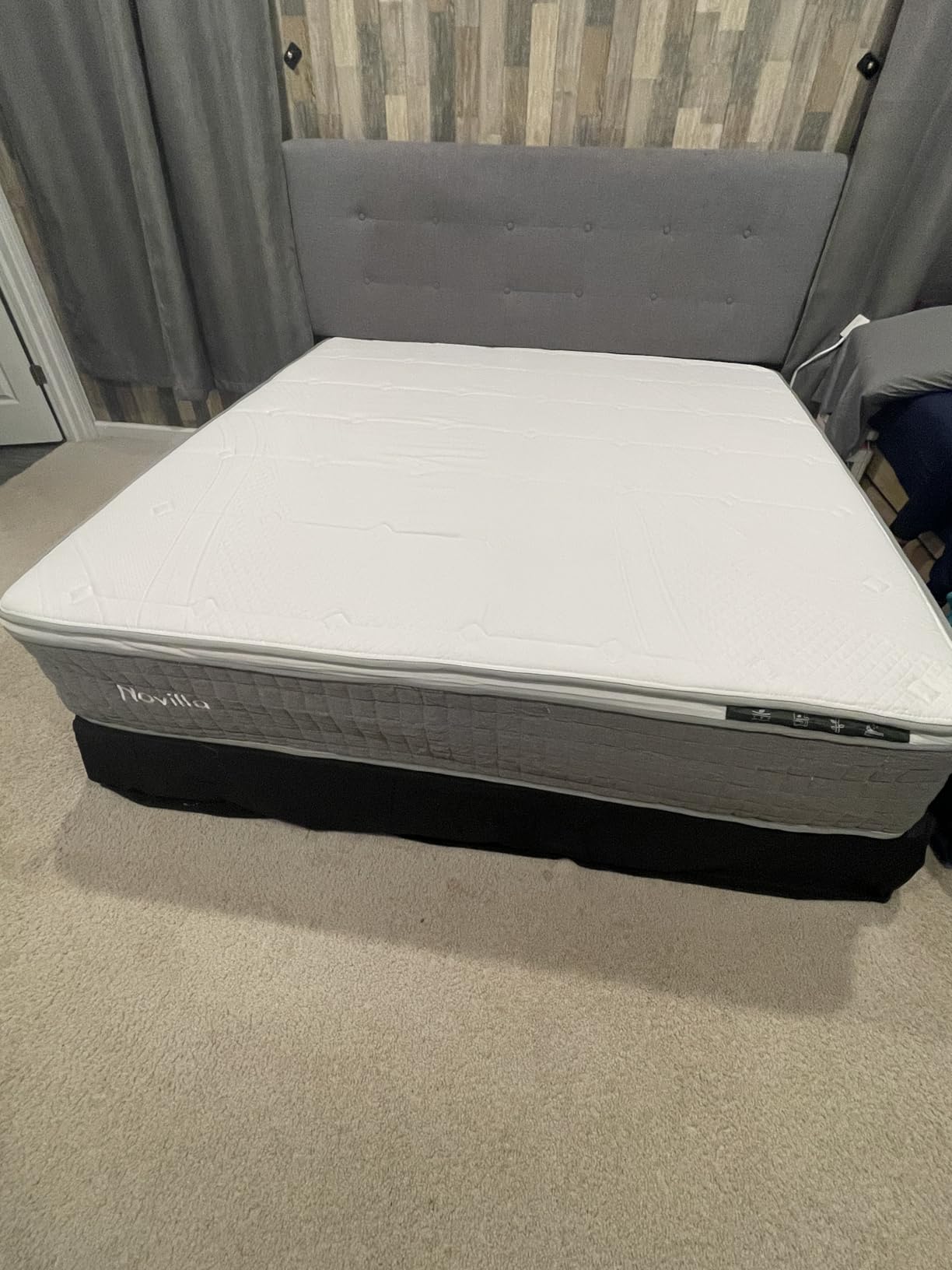 Novilla 14 Inch King Mattress, King Size Hybrid Mattress with Cool-Touch Nylon Cover, Gel Memory Foam & Pocketed Coils for Spinal Alignment Support & Pressure-Free Relaxation CertiPUR-US Certified customer photo 1