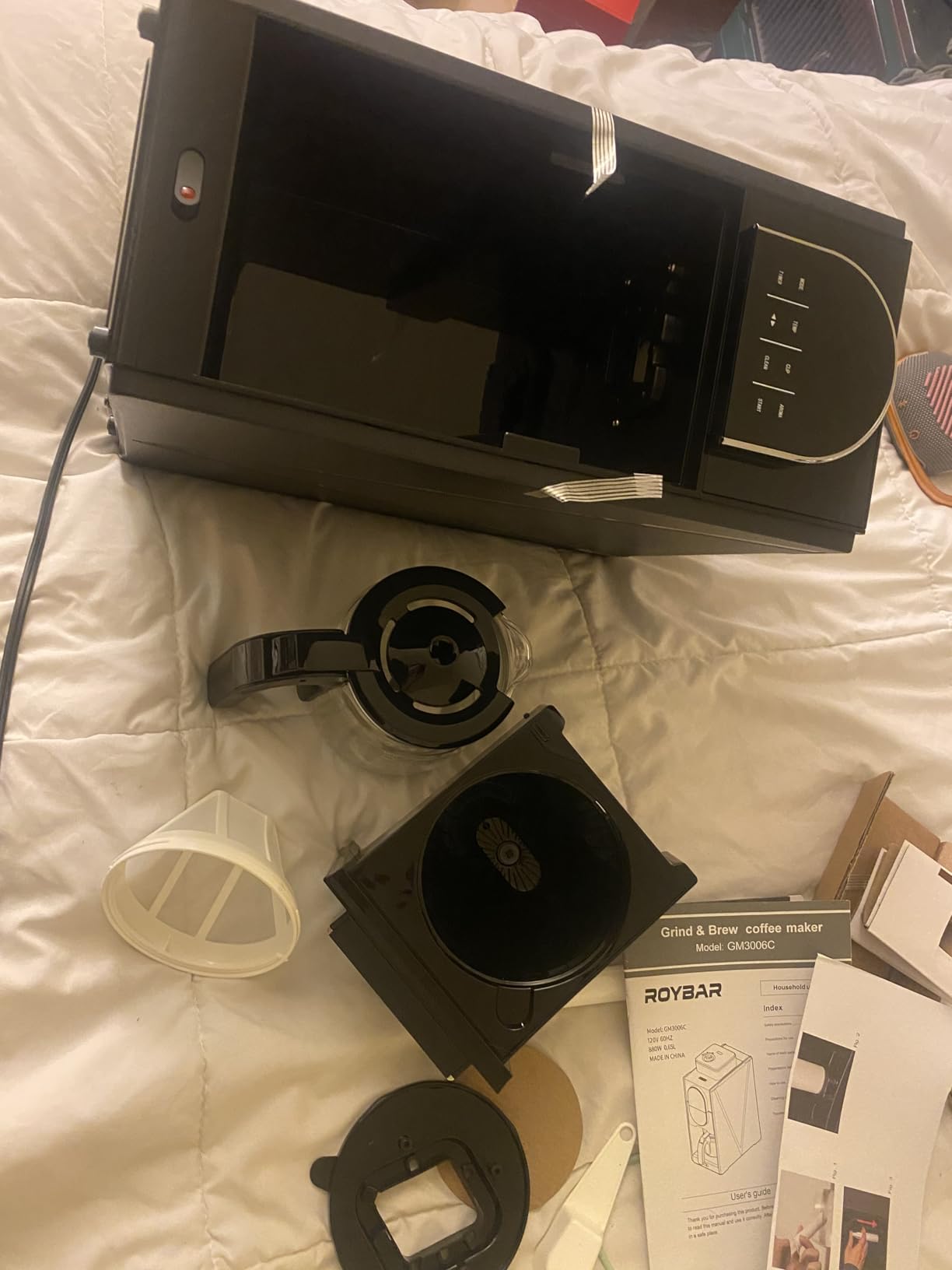 Coffee Maker with Grinder, Programmable Hot and Cold Coffee Maker with 22 oz Glass Carafe, Adjustable Fully Automatic grind and brew Coffee Machine with Timer, Black Americano Iced Coffee Machine customer photo 1