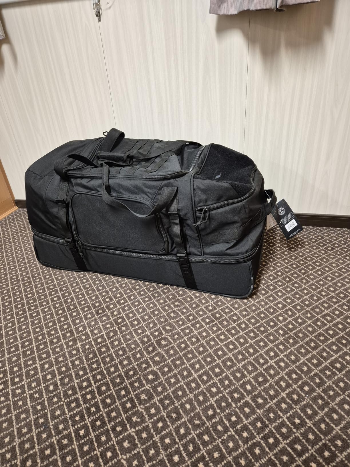 Pathsetter Large Wheeled Rolling Duffle customer photo 1