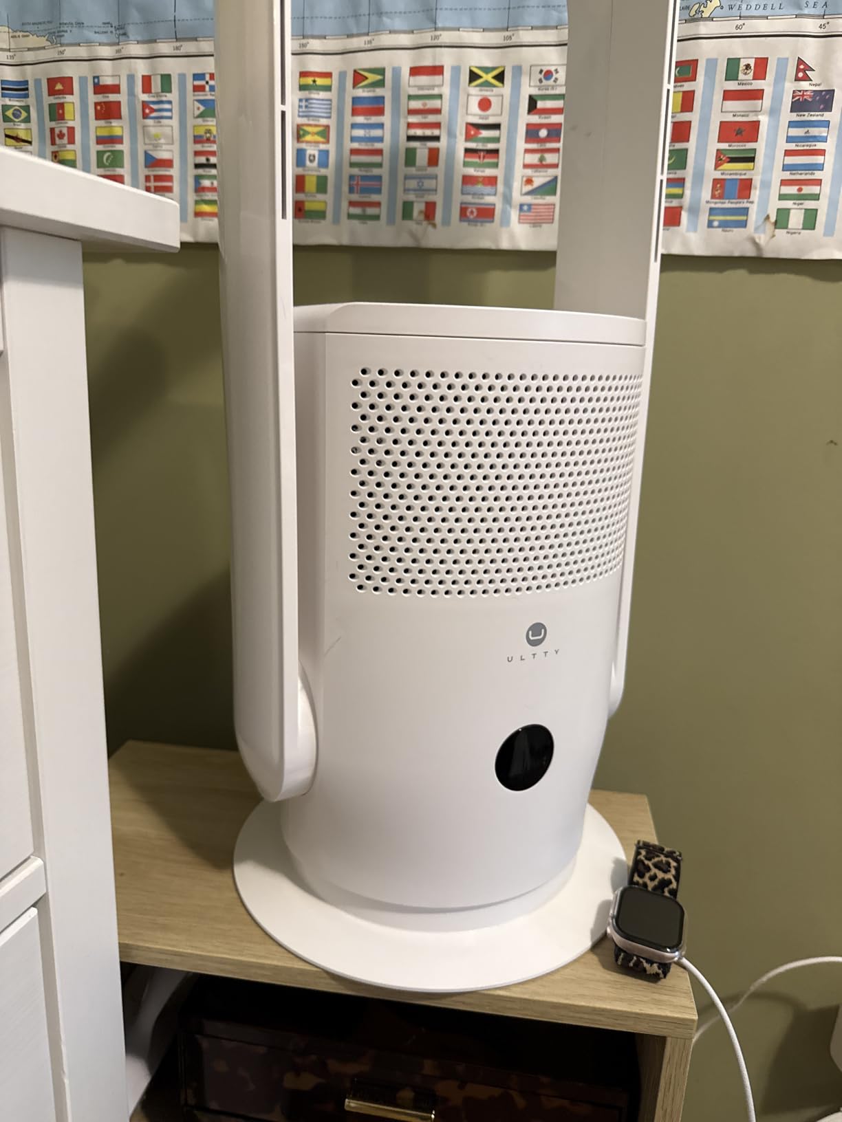 U ULTTY Bladeless Fan with Air Purifier, Quiet Tower Fan with Remote, Touch, 9 Speeds, 8H Timer, HEPA Filter 99.97%, 90° Oscillation Fans, Floor Fans Powerful for Home Office Room, CR022D White customer photo 1