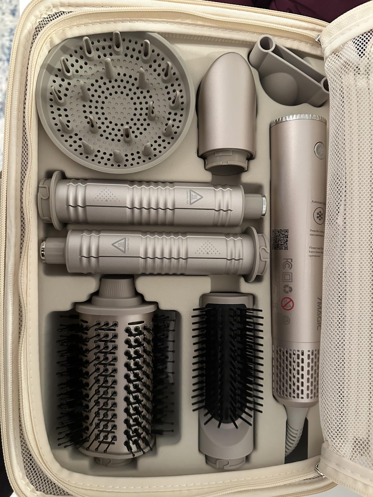 7MAGIC 7-in-1 Hot Air Styler, Hair Styler Dryer Brush with Auto-Wrap Curlers, High-Speed Hair Dryer, Travel Case, Champagne Gold customer photo 1