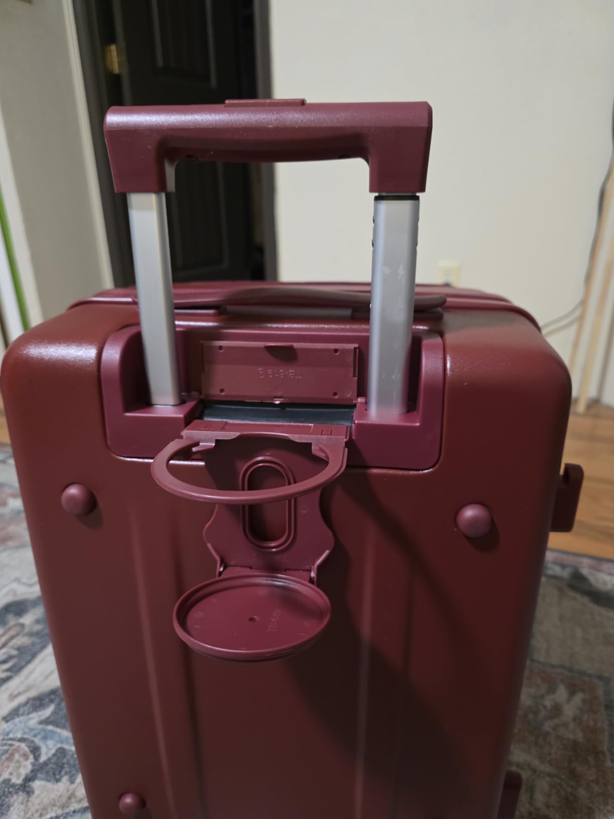 Expandable 20Inch Carry On Luggage Airline Approved - Top Opening Hardside Travel Suitcase Unbreakable -with Cup Holder, USB Charge, Side Pothook, 360°Spinner Wheels, TSA Lock-Grey customer photo 1