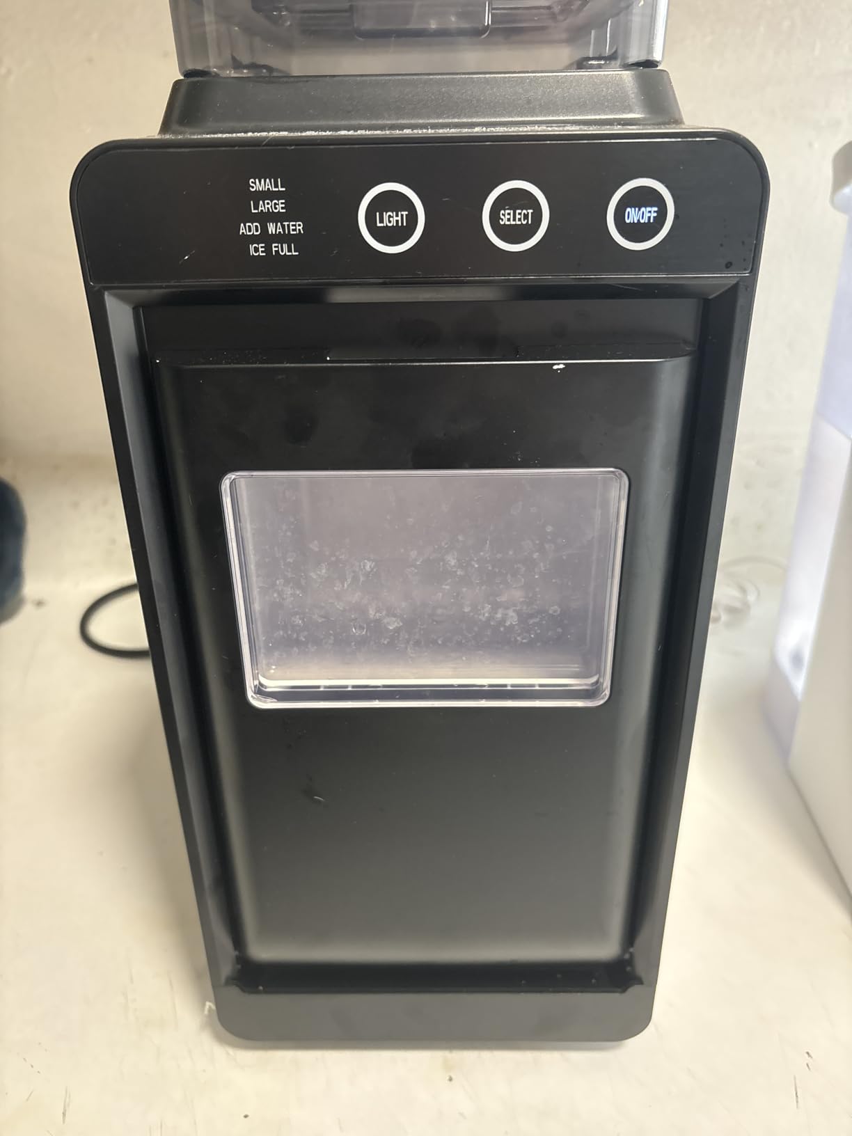COWSAR Ice Maker Countertop, Portable Ice Machine with External Water Tank, 8 Cubes in 6 Mins, 26 lbs/24Hrs, Self-Cleaning Quiet Compact Commercial Ice Makers for Home, RV, Camping (Black) customer photo 1
