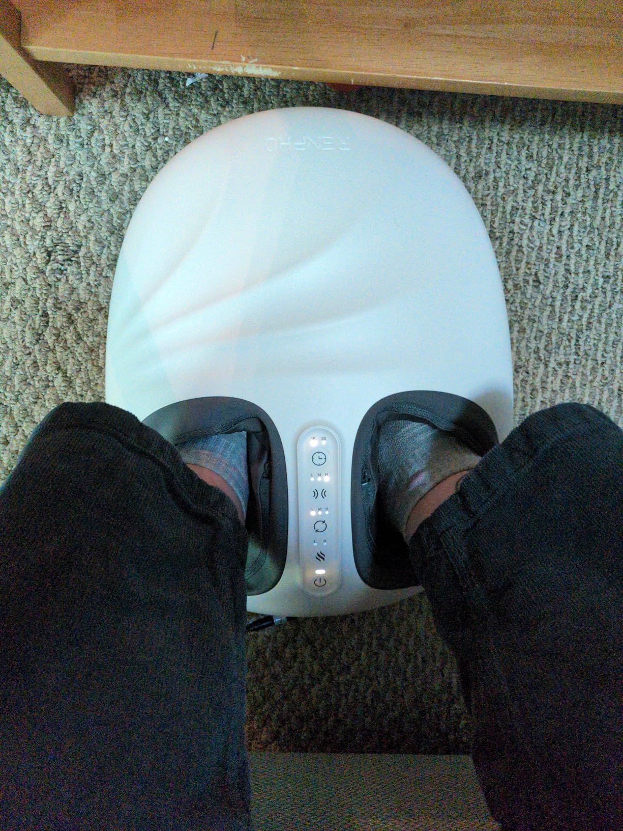 RENPHO Shiatsu Foot Massager with Pressure Monitor Tech, Full-Foot Massage Machine with Kneading & Compression for Plantar Fasciitis, Fathers Day Massager, Birthday Gifts for Women Men Dad Husband customer photo 1