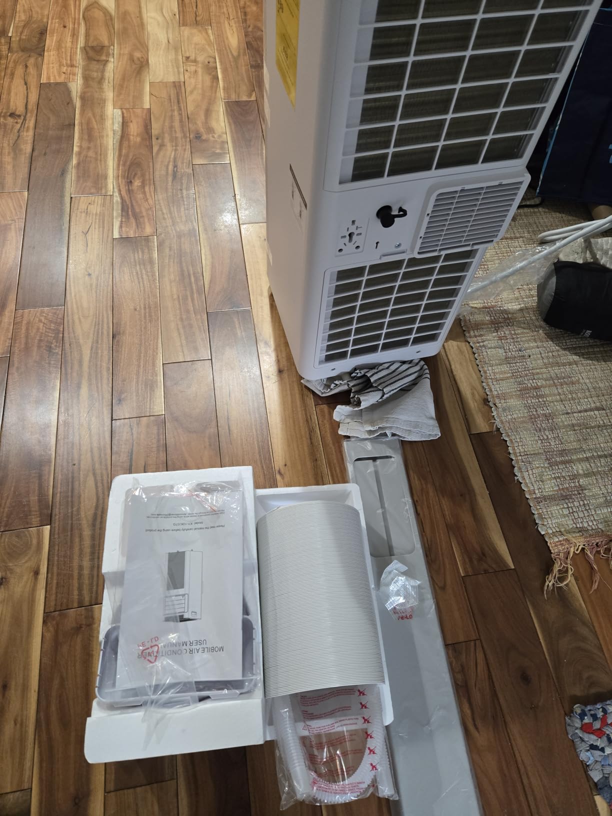 10000 BTU Portable Air Conditioners, Portable AC up to 450 Sq.Ft, 4 in 1 Portable AC Unit with Cool, Dehumidifier, Fan Modes & Sleep, Remote Control & 24H Timer, AC Unit for Bedrooms customer photo 2