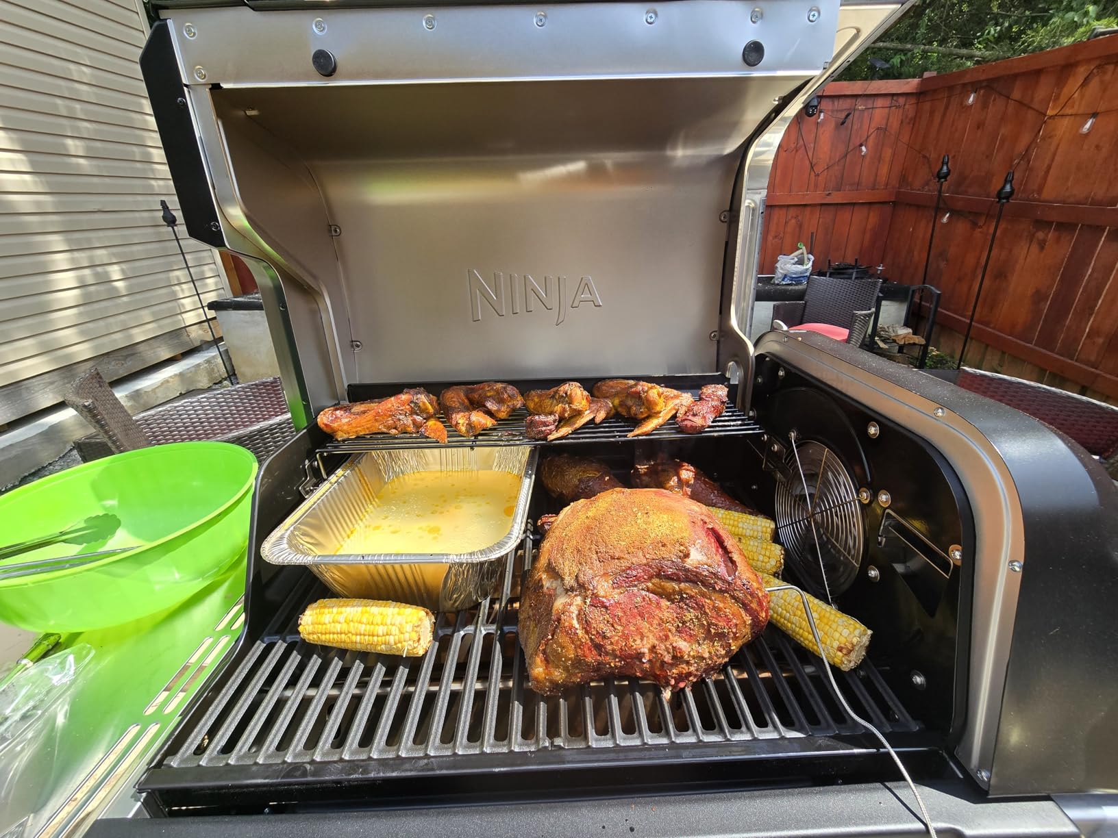 FlexFlame ProConnect Grill & Smoker | 5-in-1 Smart Cooking System | Electric & Propane | App-Connected | 3-Burner Digital Control | Roast, Griddle & Pizza Maker | Black/Gold | PG305 customer photo 1