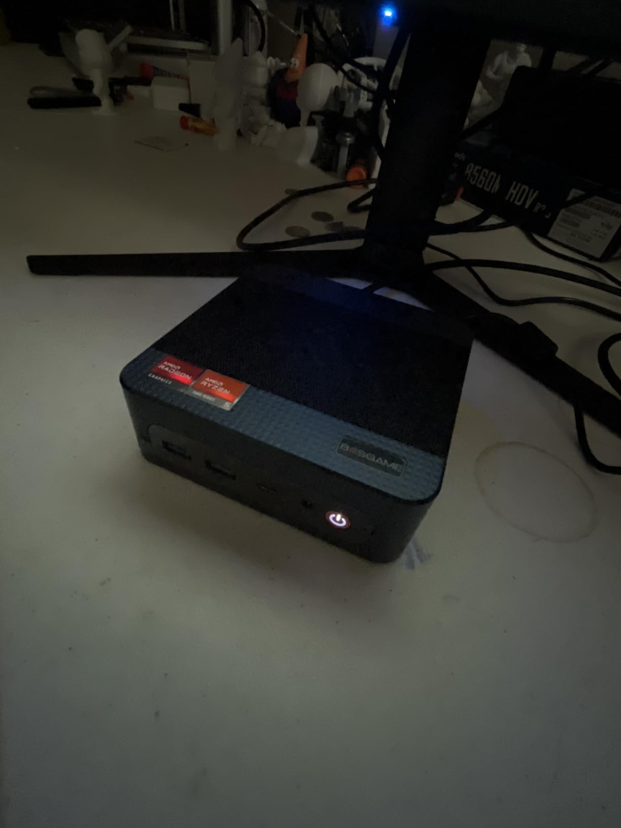 BOSGAME E4 Mini PC, Mini Computers with AMD Ryzen 5 3550H, 16GB DDR4 512GB PCIe SSD, Dual RJ45, 4K Triple Display, USB-C, USB 3.2, Wi-Fi 5/BT 5.0, Desktop Computer for Office, Home & Streaming customer photo 1