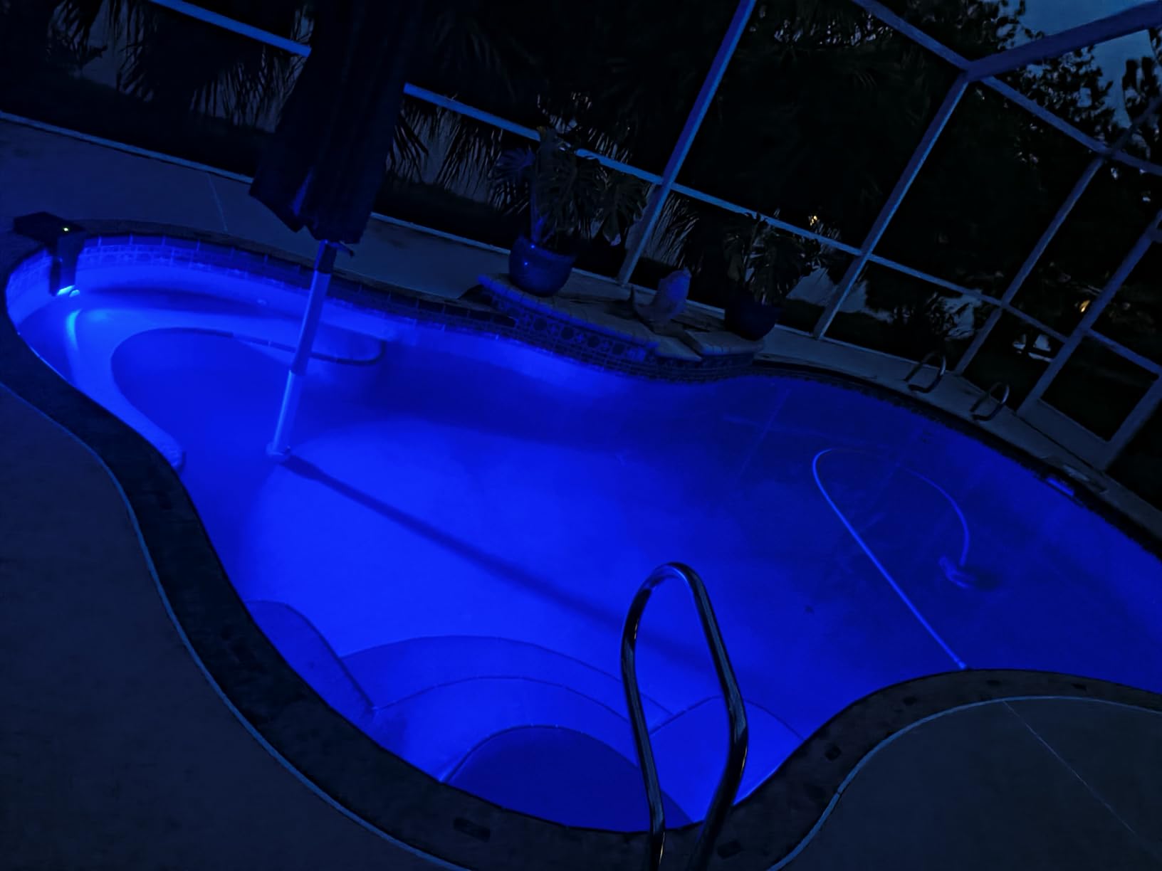 POOLHOUR Solar Pool Lights for Above Ground Pools (Steel Wall Only), LED Pool Wall Light with Remote & Timer, Submersible Underwater Lighting, 10-Color RGB 4-Mode Poolside Solar Lights, 1 Pack customer photo 2
