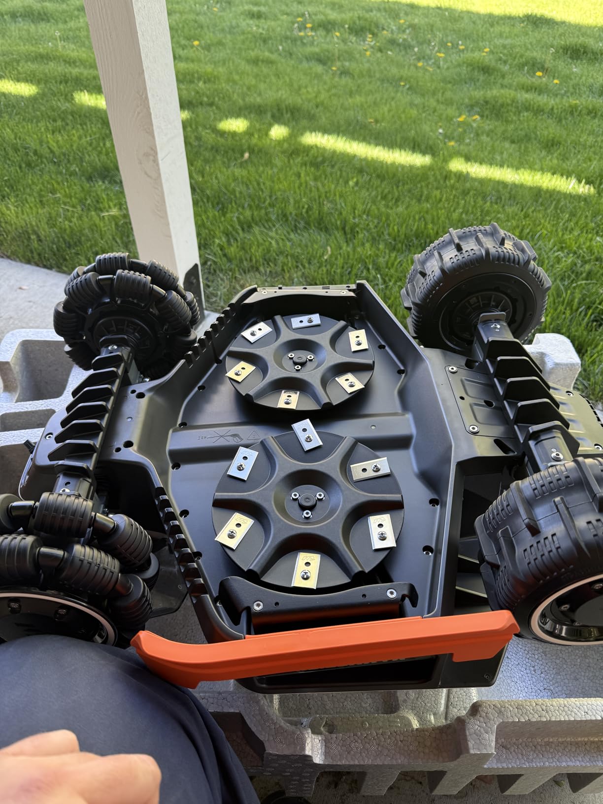 Mammotion LUBA 3 AWD 1500H Robot Lawn Mower with Garage, 0.37 Acre, All-Wheel-Drive for 80% Slopes, 360 LiDAR+Dual-Camera AI Vision, 15 Multi-Zone Management, 2.2-4.0 Cut Height customer photo 1
