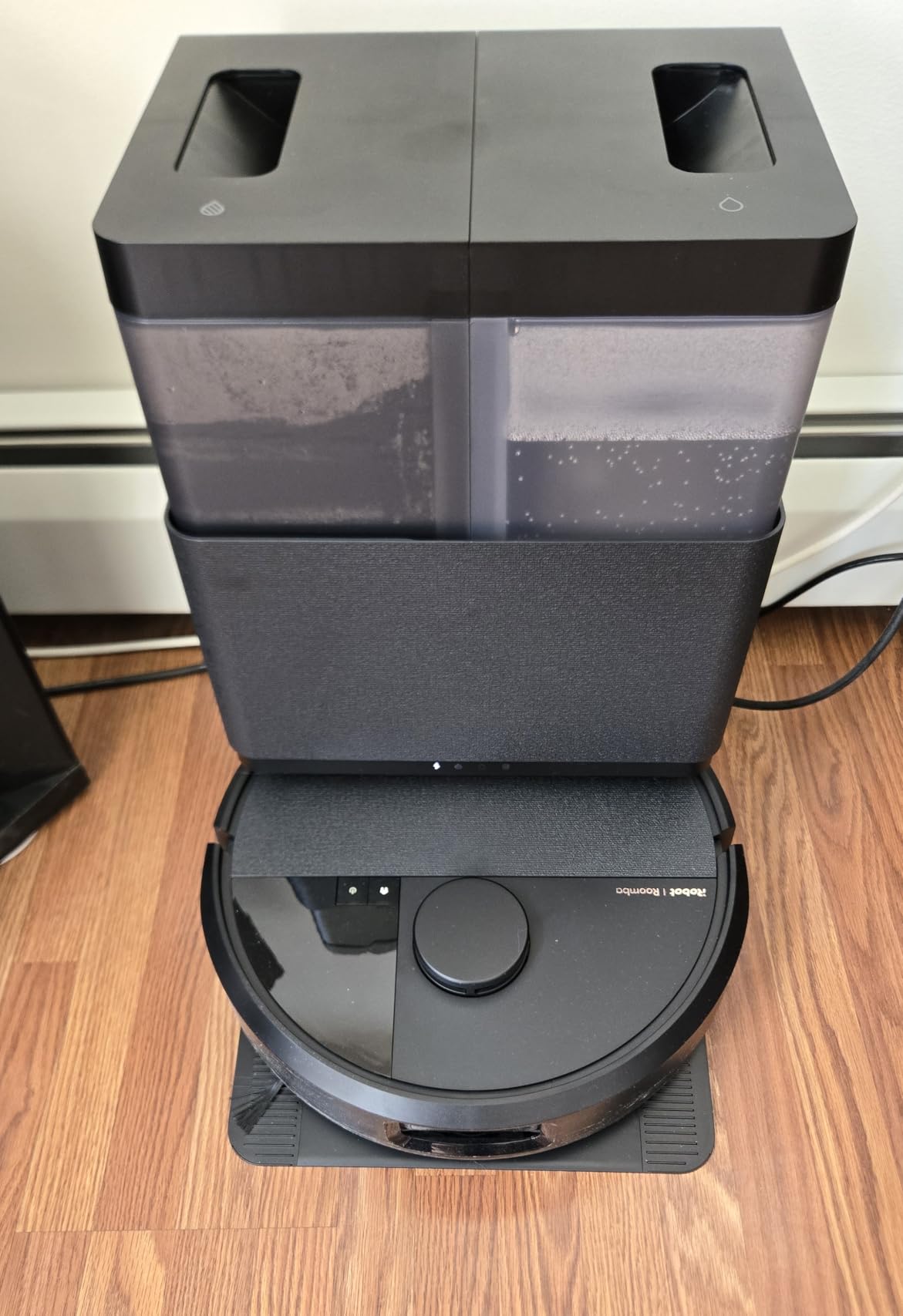 Roomba 505X Robot Vacuum & Mop Combo, 70x More Suction, Multifunction Dock, 75 Day AutoEmpty, Self-Cleaning & Hot Dry, Lifting Spinning Mop Pads, AI Smart Obstacle Avoidance, Ideal for Pet Hair customer photo 2