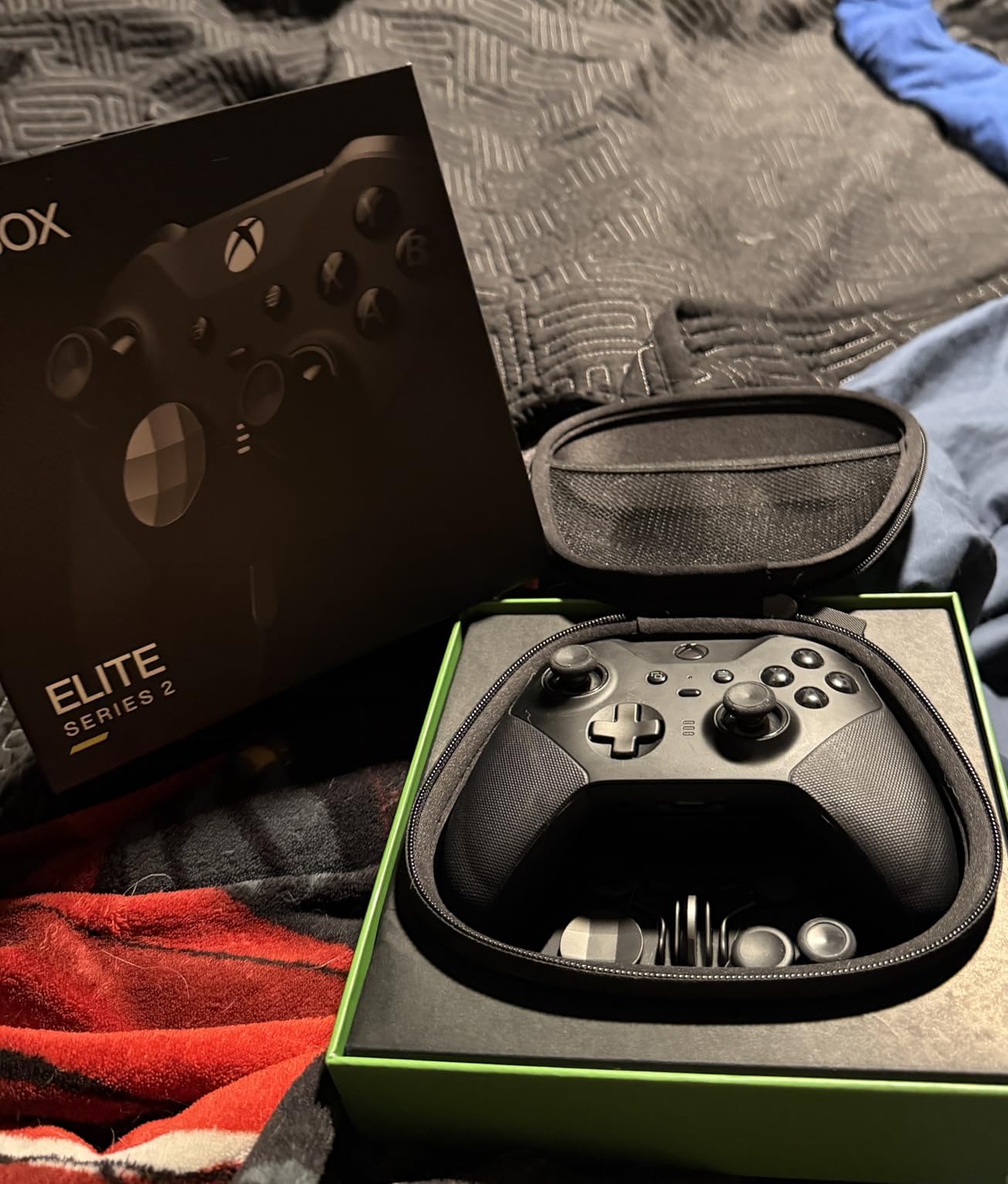 Xbox Wireless Gaming Controller | Elite Series 2 Core | Robot White | Adjustable Thumbsticks | Trigger Locks customer photo 1