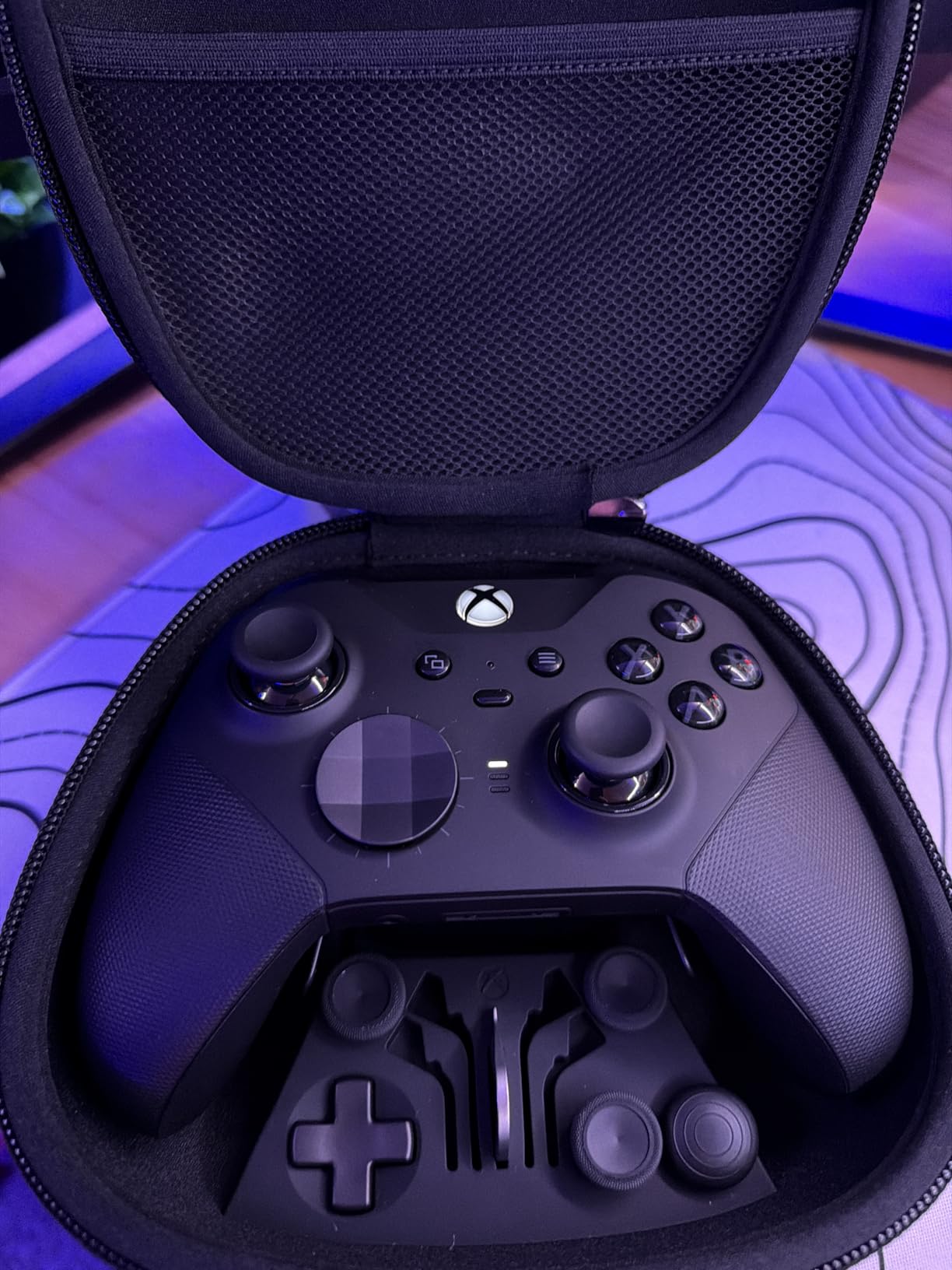 Xbox Wireless Gaming Controller | Elite Series 2 Core | Robot White | Adjustable Thumbsticks | Trigger Locks customer photo 2