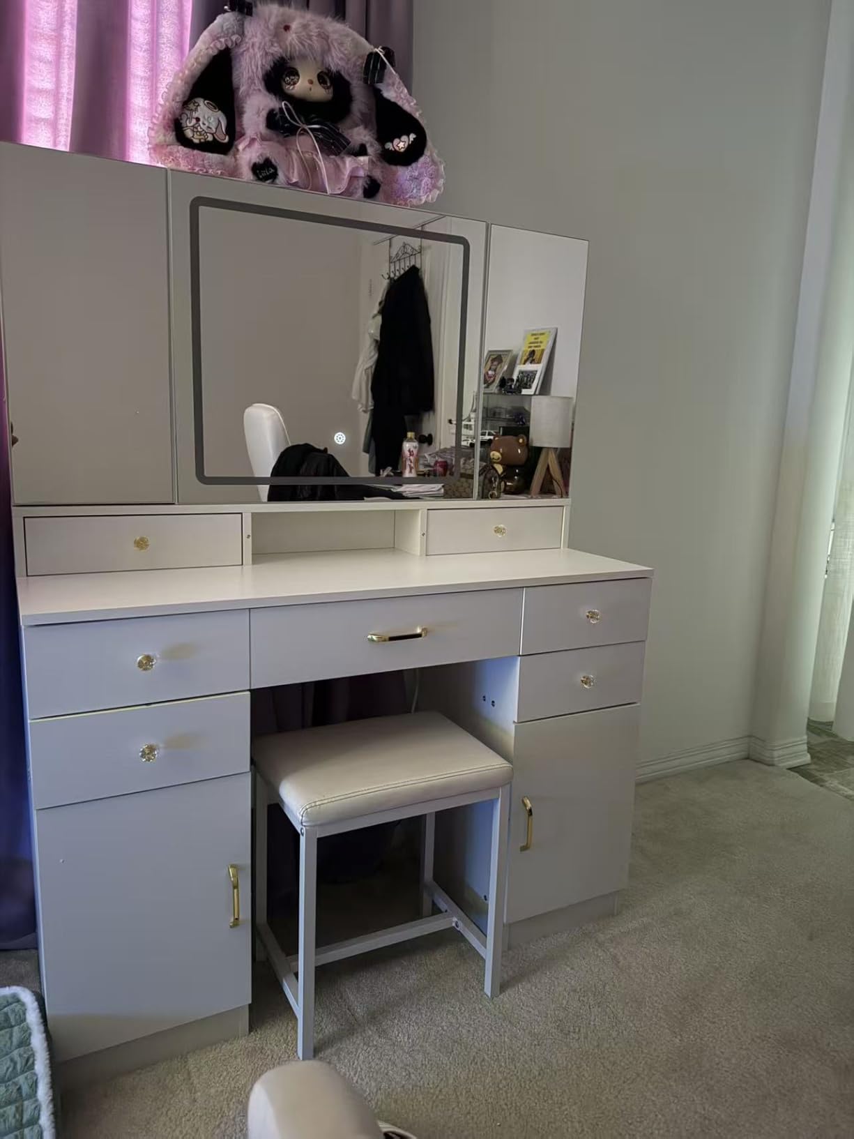 COMHOMA Vanity Desk with 3 Way Mirror and Lights, Large Makeup Vanity Table Set with Charging Station, 3 Lighting Modes & 360 Degree View Mirror, 7 Drawers Dressing Table for Women Girls Bedroom, White customer photo 2