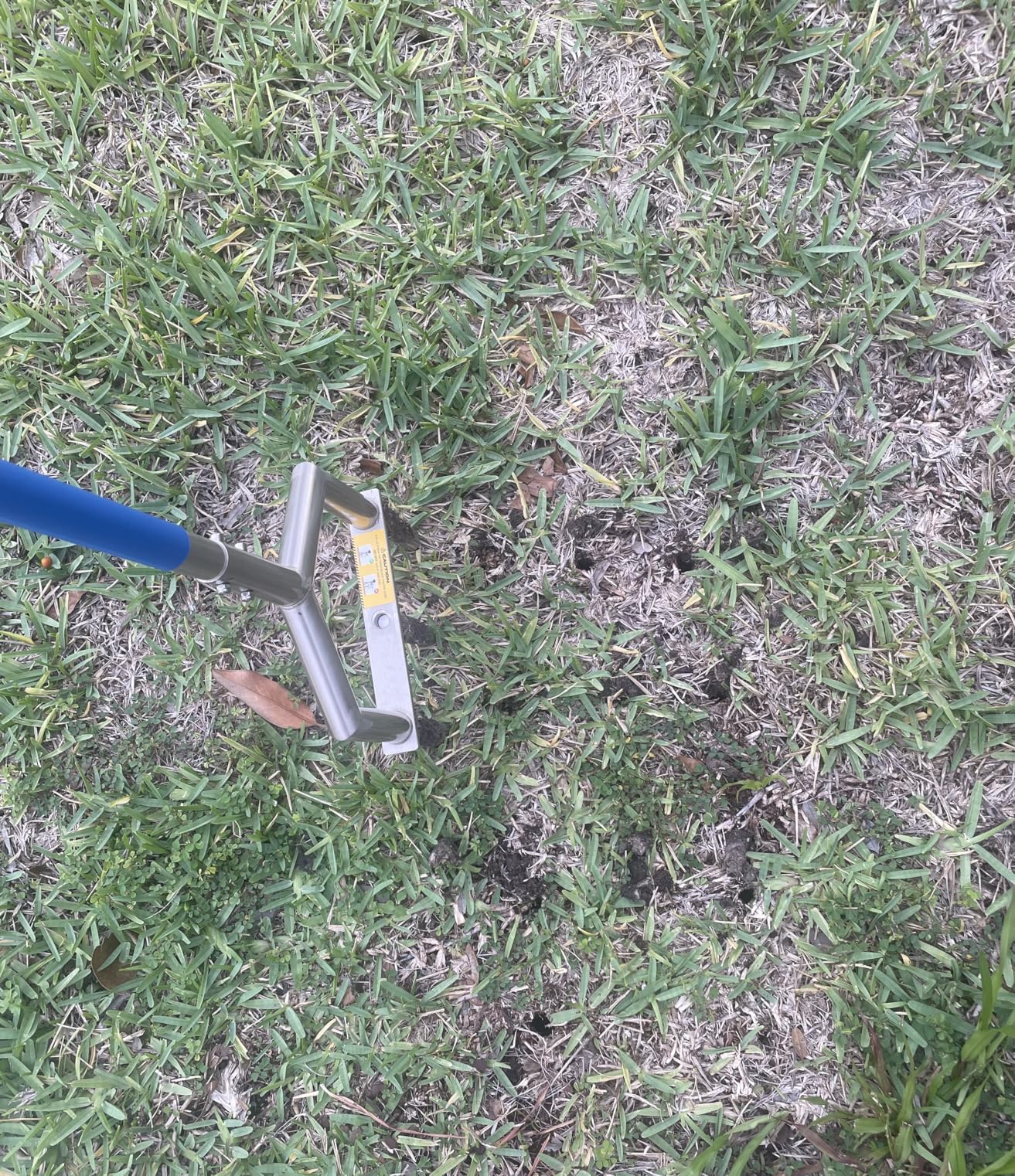 Manual Push Core Aerator Lawn Tool: Semi-Assembled Lawn Aerator with 3 Replaceable Hollow Tine - Yard Aeration Tool for Lawn Grass Plug Air Aerators, Handheld Lawn Care Coring Aerator - Blue customer photo 1