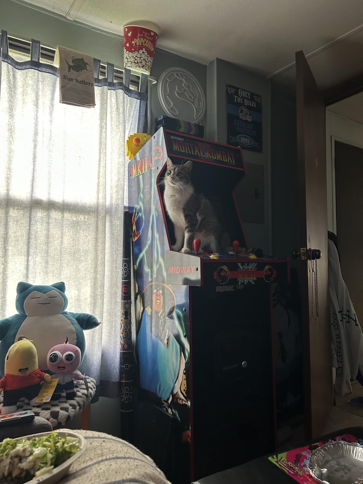 ARCADE1UP Rampage/Joust Deluxe Arcade Machine, 14 Classic Midway Games with WiFi Leaderboards, Light-Up Marquee customer photo 1