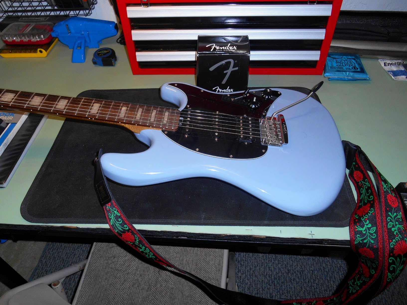 Fender Original 150 Electric Guitar Strings, Pure Nickel Wound, Ball End, .009-.042 customer photo 1