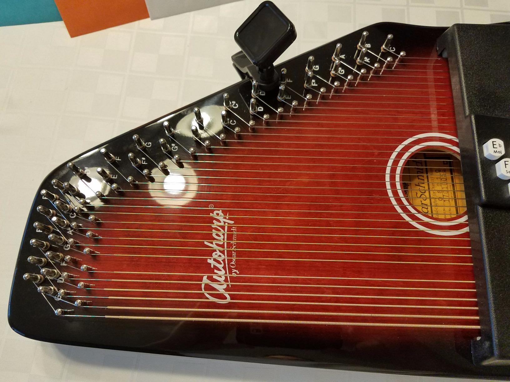 Autoharp by Oscar Schmidt 21 Chord Maple Body Autoharp customer photo 2