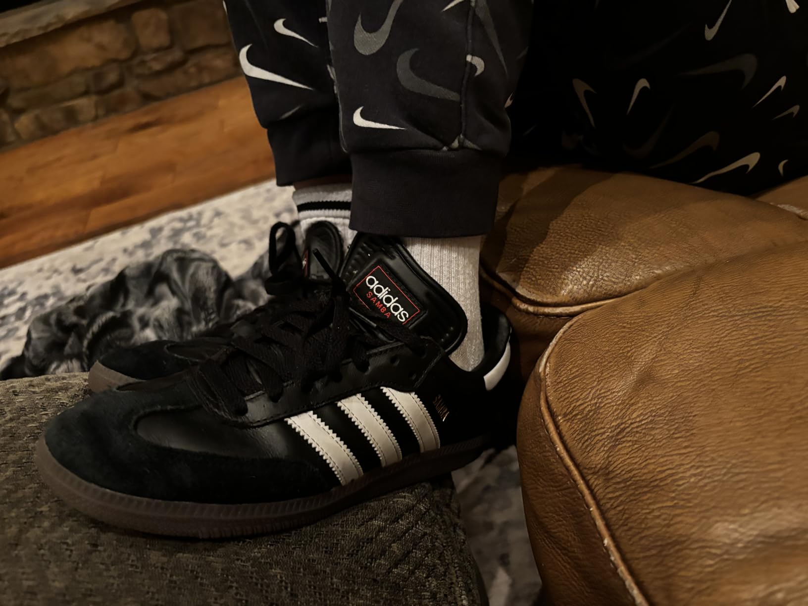 adidas Men's Samba Classic Shoes customer photo 1