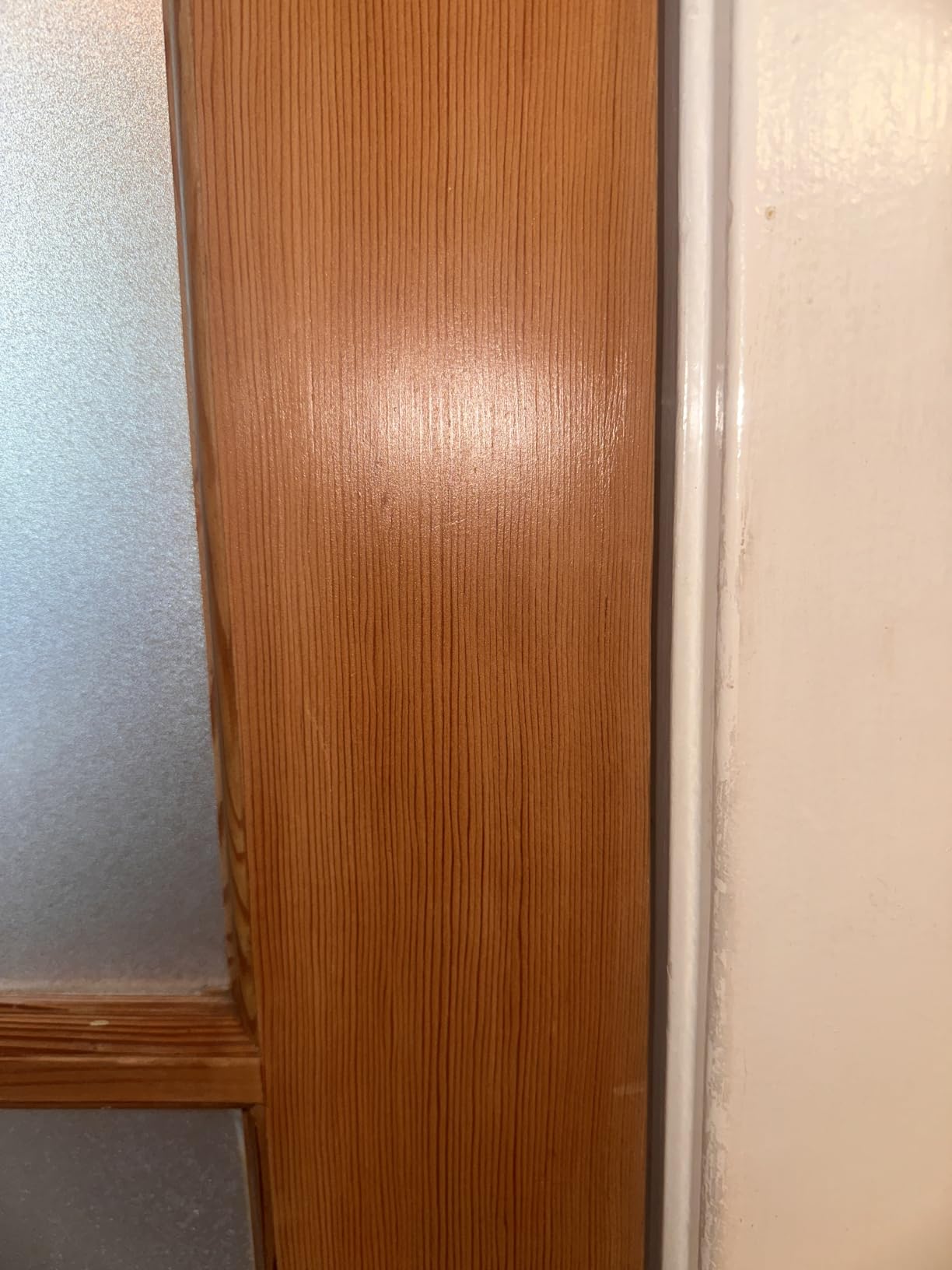 Varathane Water-Based Ultimate Semi-Gloss Polyurethane | Water-Based, Crystal Clear Interior Wood Protection, Fast Dry Time, Scratch Resistance, Covers Up to 62 Sq Ft, Half Pint customer photo 1