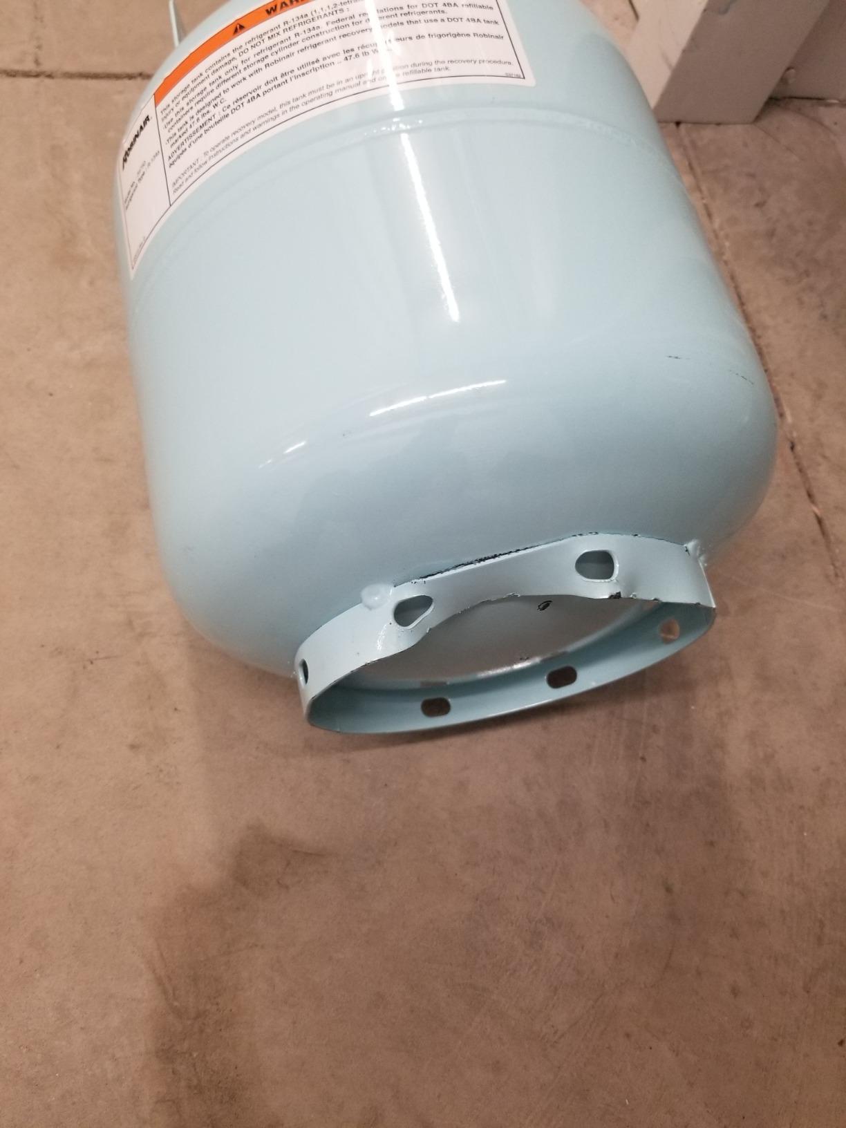 Robinair (34750) Empty Refrigerant Tank for 12134A, 34700, 34100 Series; Refrigerant not included customer photo 1