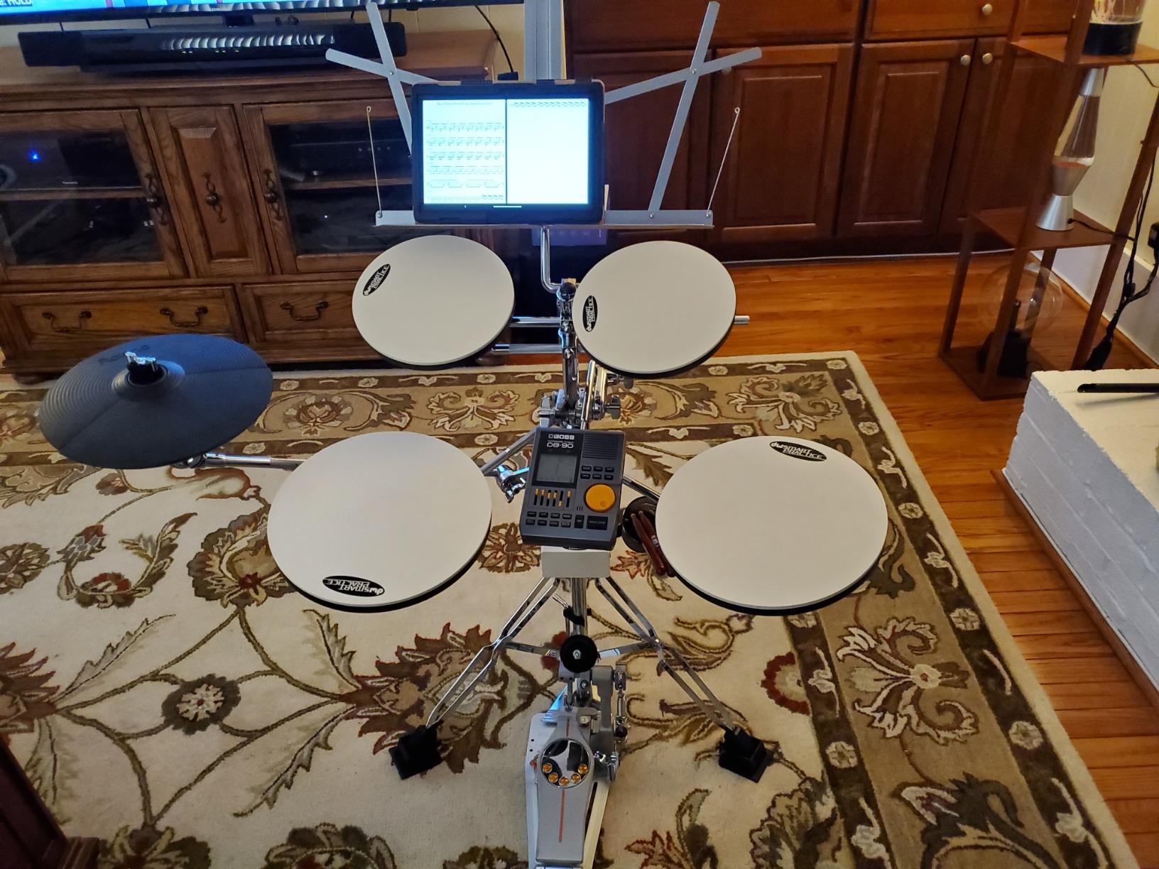 Go Anywhere 5-Piece Practice Pad Set with Stand (DWCPPADTS5) customer photo 1