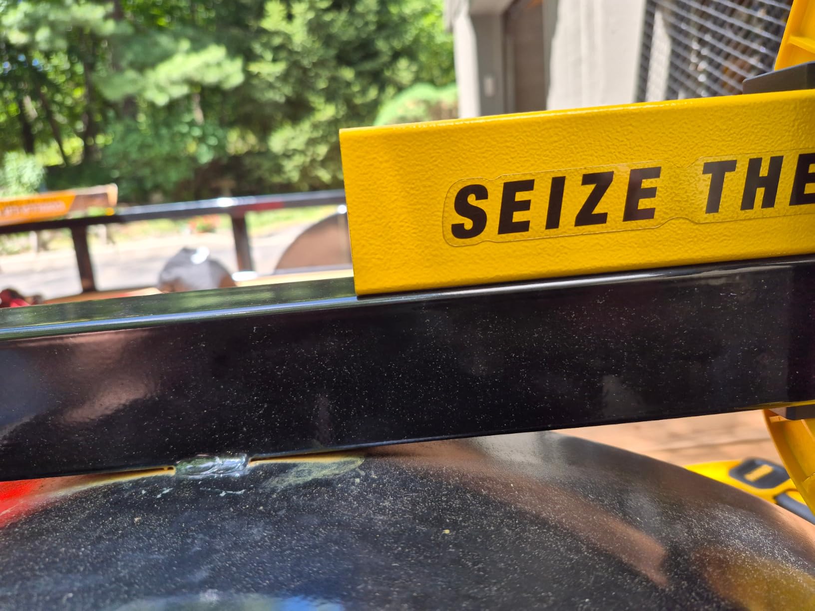 Genuine GORILLA-LIFT 2-Sided Trailer Tailgate Lift Assist customer photo 1