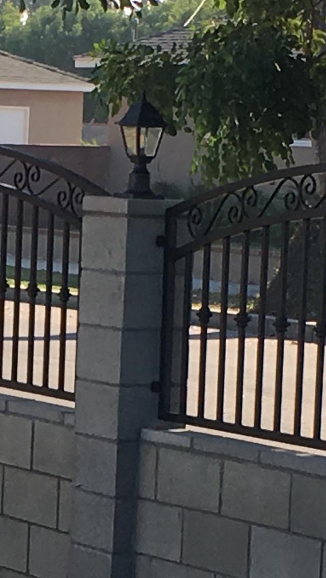 Nuvo Lighting 60/547 Post Lantern with Clear Glass, Bronze/Dark customer photo 2