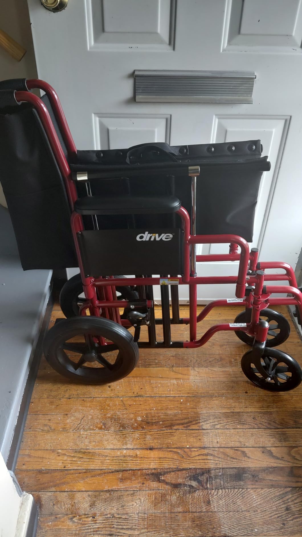 Drive Medical Bariatric Heavy Duty Transport Wheelchair | Swing-Away Footrest with 20-Inch seat | Red customer photo 2
