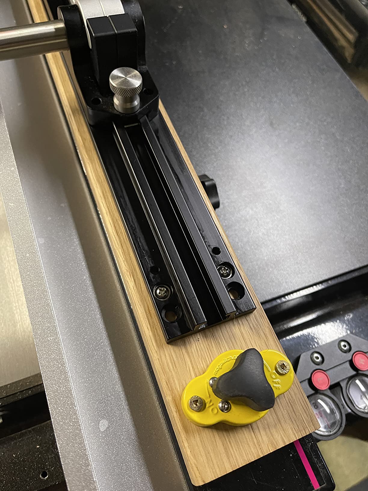 Magswitch MagJig 95 Switchable Magnetic Hold-Down - 95 lb for Woodworking Jigs, Sleds, Fences & Table Saw Fixtures | Creates fast, repeatable 95 lb switchable magnetic workholding for jigs, fixtures and woodworking projects. customer photo 1