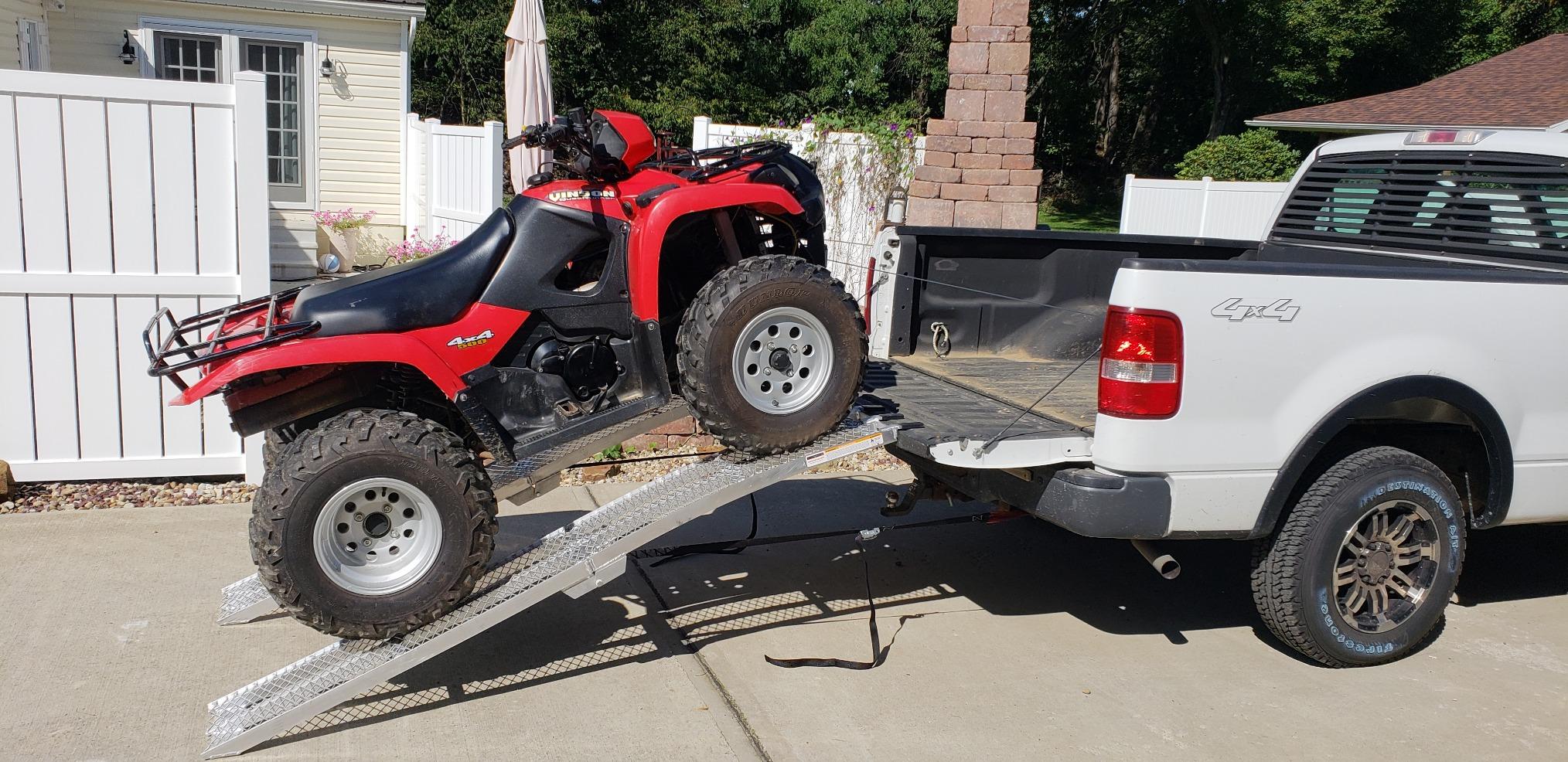 Yutrax 89-inch Folding Aluminum Truck, UTV/ATV, Motorcycle Loading Arch Ramps - Pair, 1500lb Capacity customer photo 2