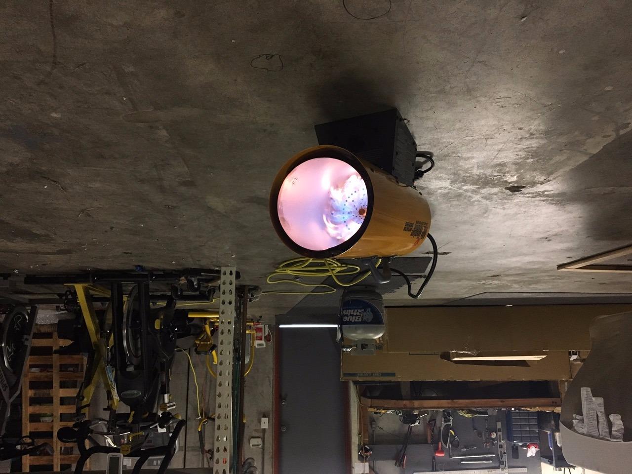 Master MH-60V-GFA-A 60000 BTU LP Forced Air Heater - Variable Output, for Garage, Construction & Shop - Torpedo Salamander Heater customer photo 1