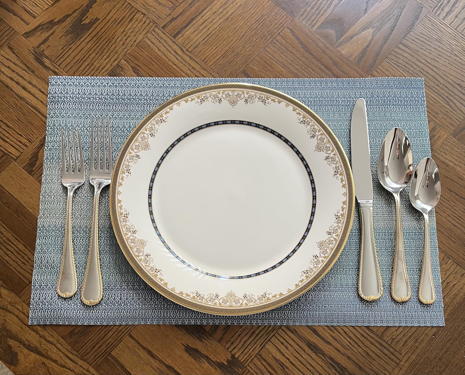 Mikasa Regent Bead 65-Piece Flatware Set for 12, 18/10 Stainless Steel Silverware with Beaded Teardrop Handles, Includes Serving Utensils, Dishwasher Safe customer photo 2