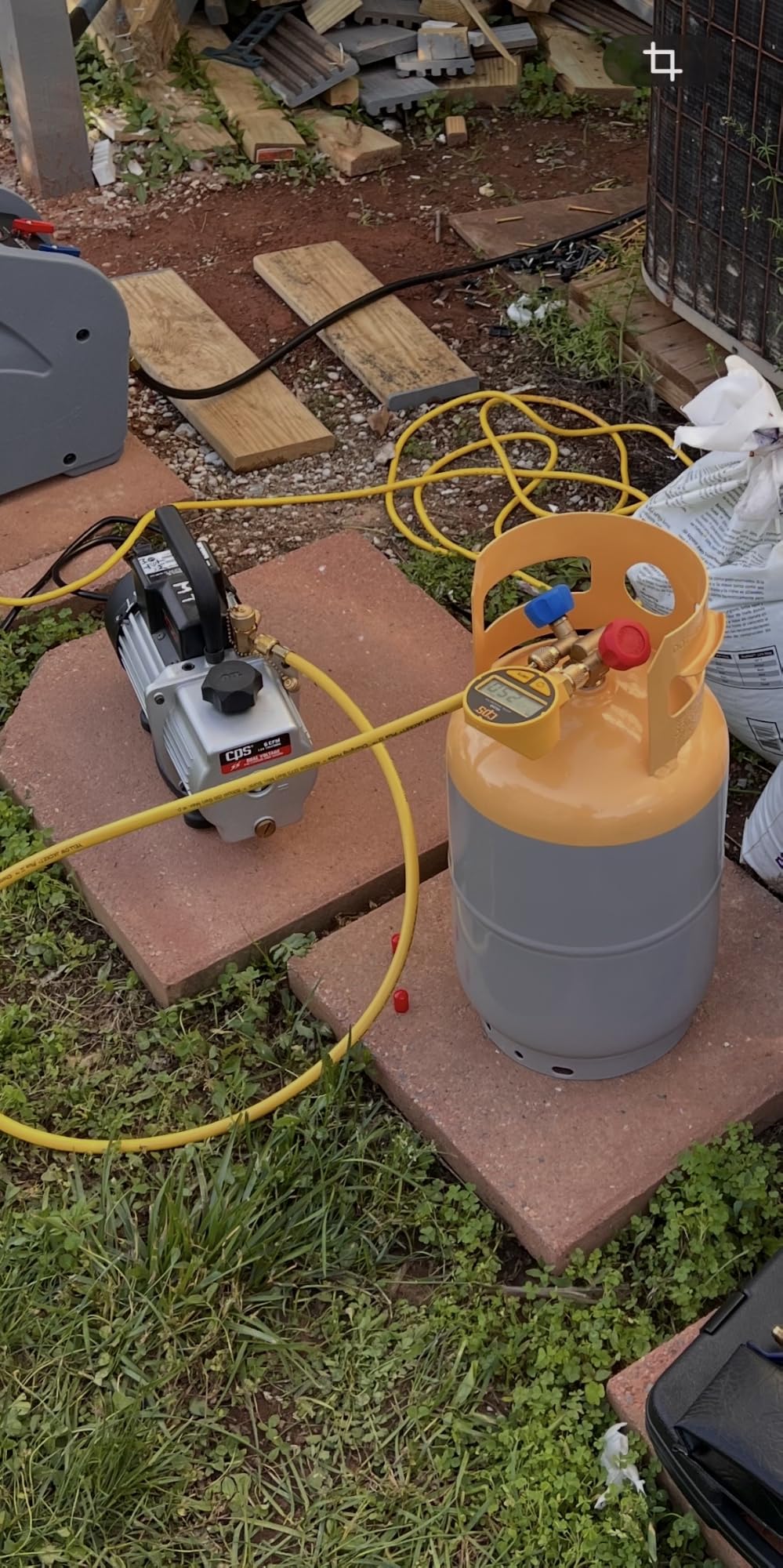 Mastercool 62010 30 lb Refrigerant Recovery Cylinder, DOT-Approved, 1/4