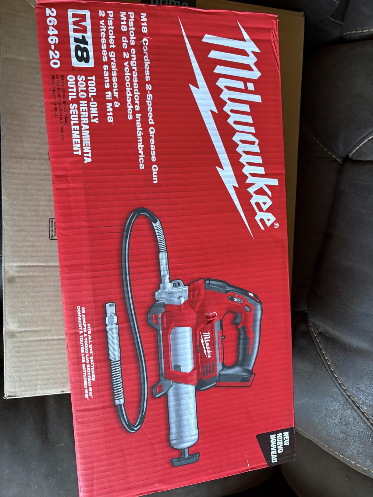 Milwaukee 2646-20 M18 2-speed Grease Gun, Bare Tool customer photo 1
