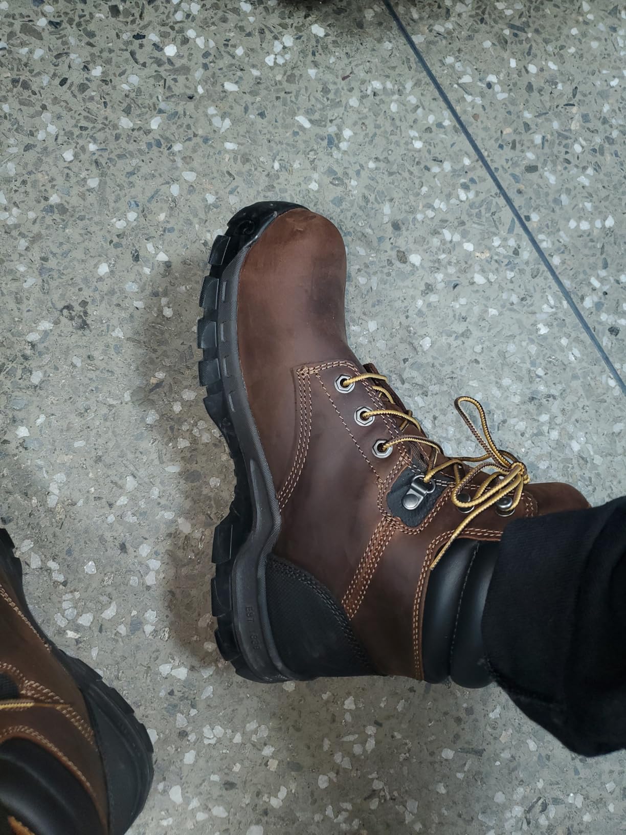 Carhartt Men's CMF6366 6 Inch Composite Toe Boot customer photo 1