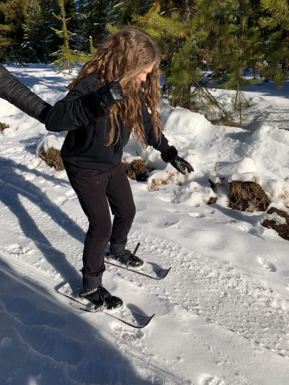 Tundra Wolf Kids Skis - Skis for Kids with Universal Bindings for Toddlers and Up - Shoe Size 9C to 7Y - Build Balance and Technique with Flexible Ski Skates customer photo 1