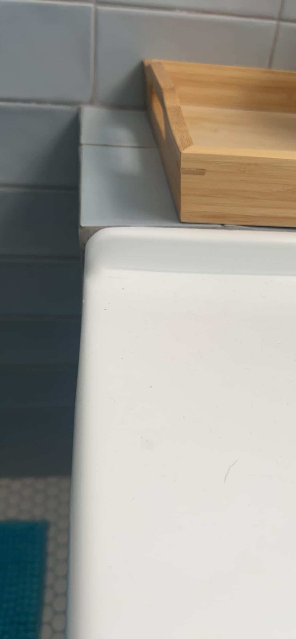 KINGSTON BRASS VTDE603122R 60-Inch Contemporary Alcove Acrylic Bathtub with Right Hand Drain and Overflow Holes, White customer photo 2