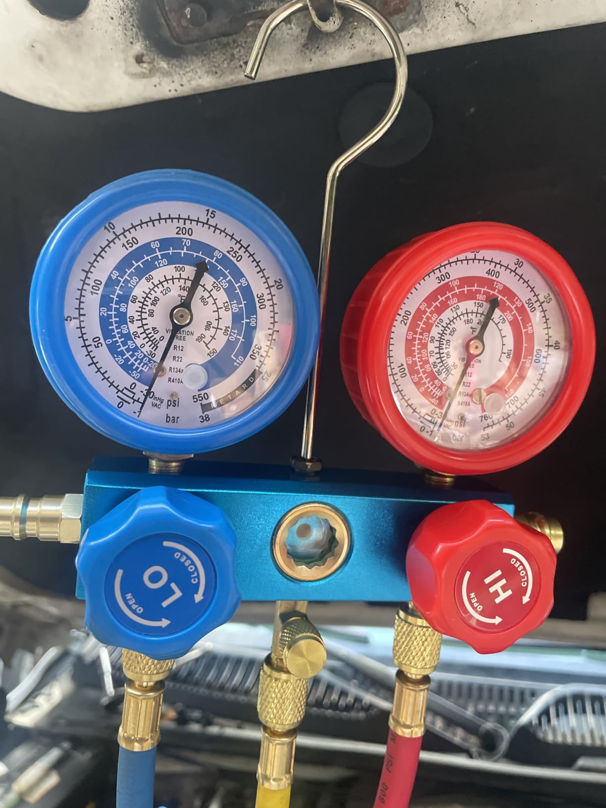 XtremepowerUS 3CFM 1/4HP Vacuum Pump HVAC R134a, R12, R22, R410a, A/C Refrigeration R134 Can Tap Adapter, R134 Quick Connector AC Manifold Gauge Air Conditioner Oil Bottle w/Bag customer photo 1