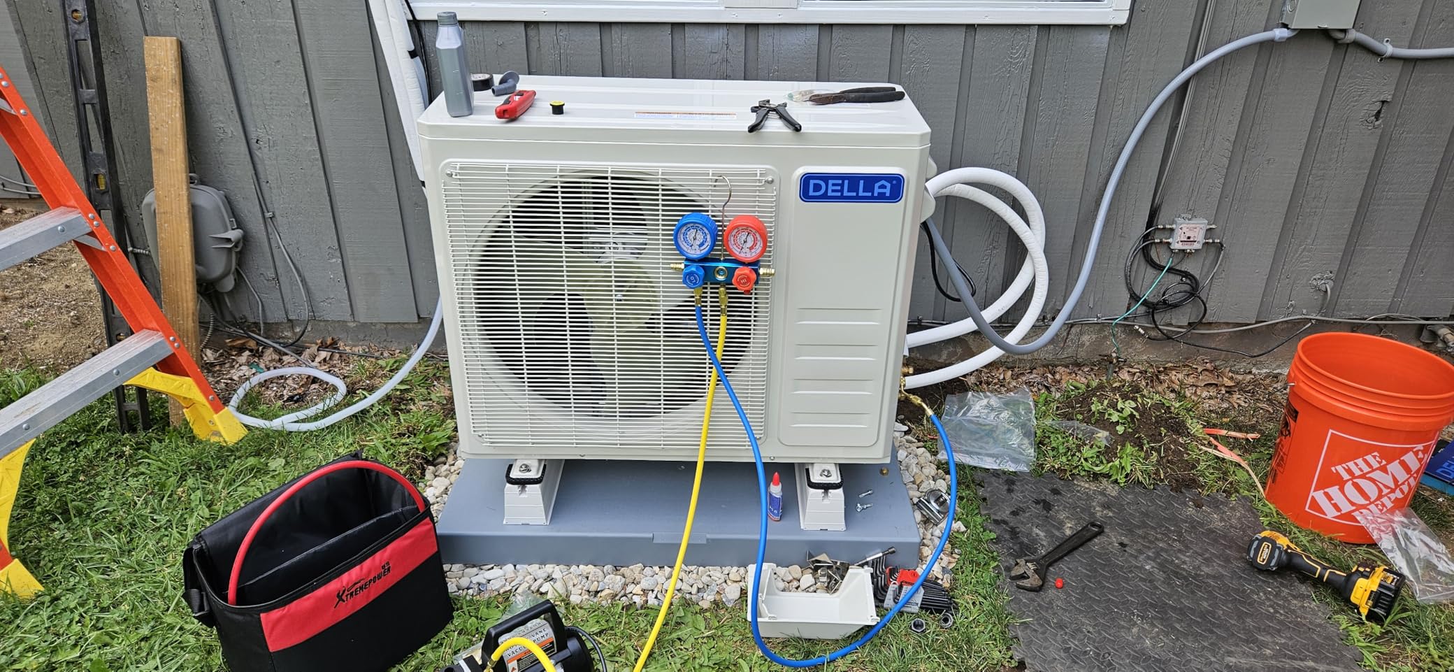 XtremepowerUS 3CFM 1/4HP Vacuum Pump HVAC R134a, R12, R22, R410a, A/C Refrigeration R134 Can Tap Adapter, R134 Quick Connector AC Manifold Gauge Air Conditioner Oil Bottle w/Bag customer photo 2