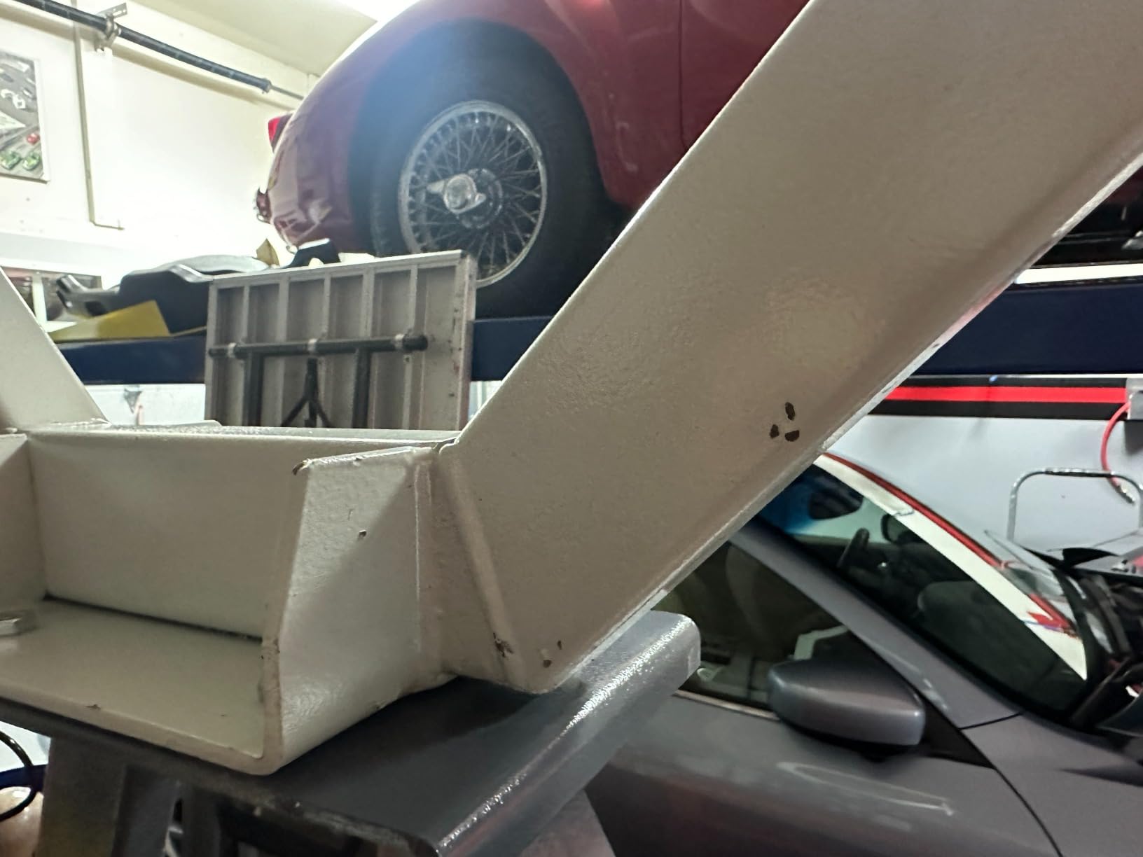 Pneumatic Planishing Hammer, 19.6