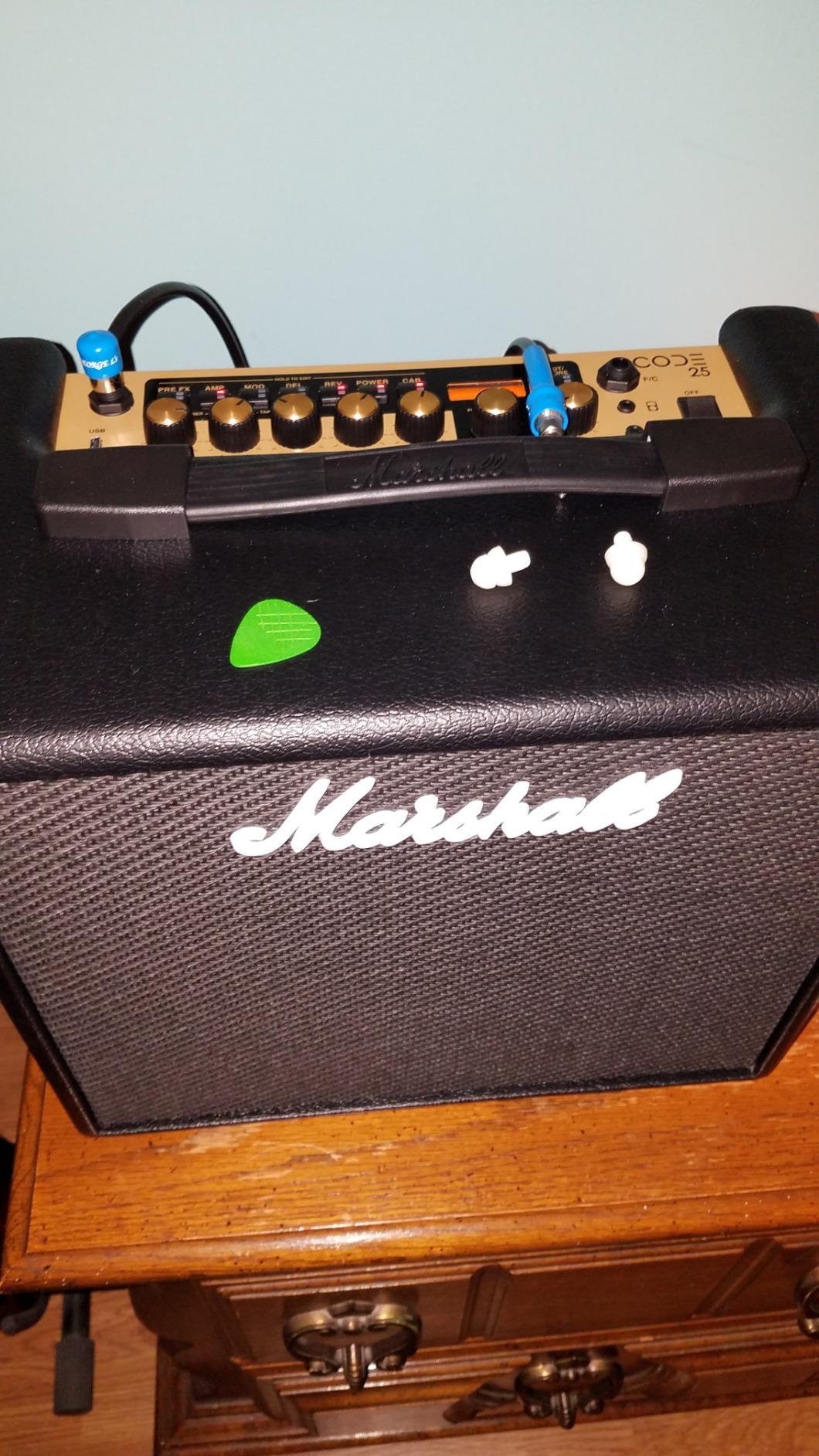 Marshall CODE25 Digital Combo Guitar Amplifier - 25W with Digital Effects, Presets, Bluetooth customer photo 1
