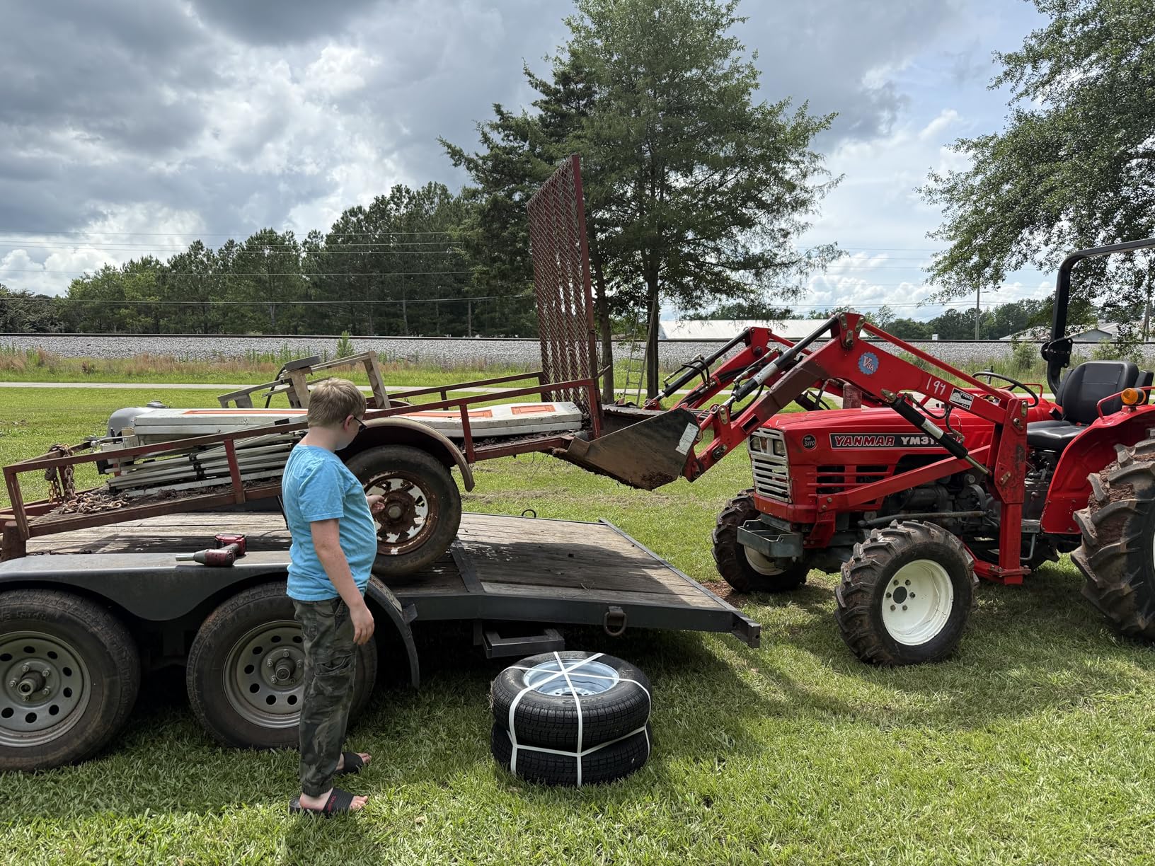 eCustomrim 2-Pack Trailer Tire Rim Assembly ST175/80D13 13 Inch Load C 5 Lug customer photo 1