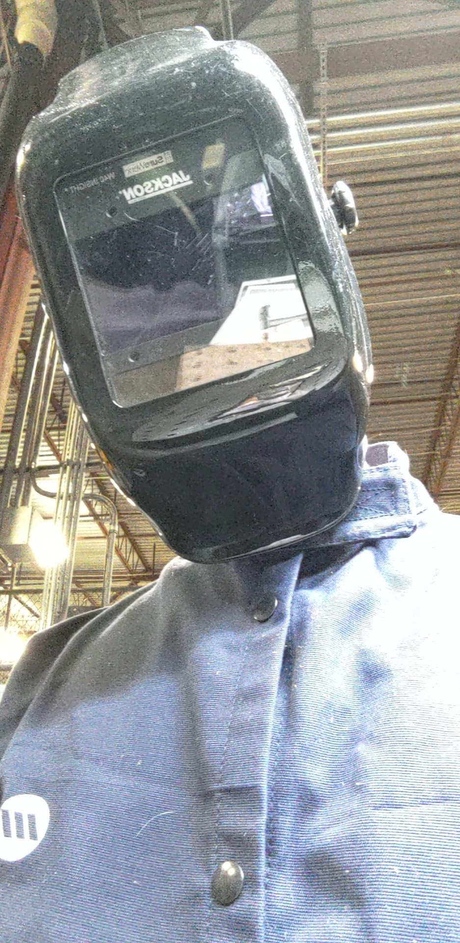 Jackson Safety Insight Auto Darkening Welding Helmet, ADF Hood - ANSI Z87.1 customer photo 1