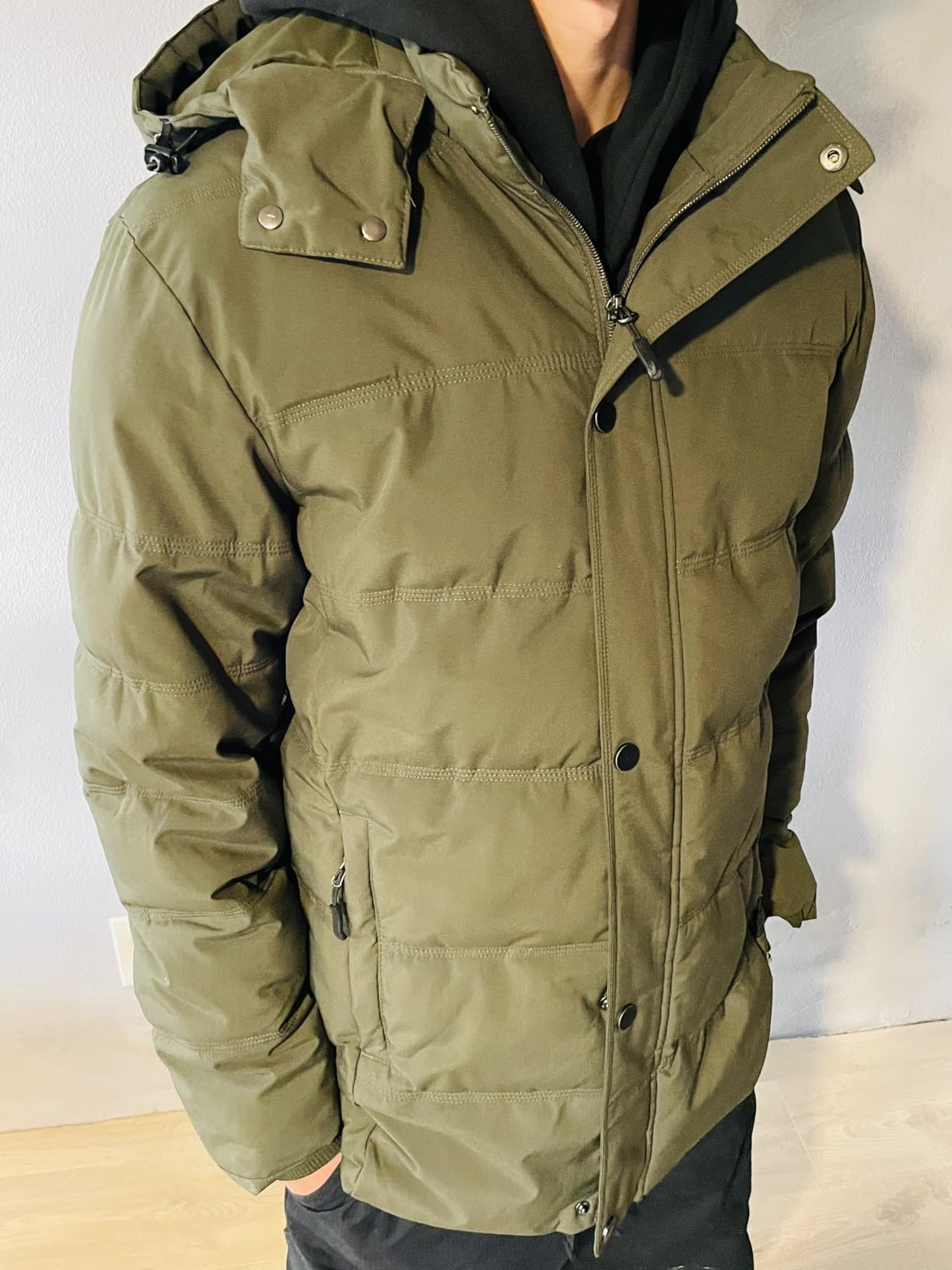 Wantdo Men's Hooded Winter Coat Warm Puffer Jacket Thicken Cotton Coat with Removable Hood customer photo 1