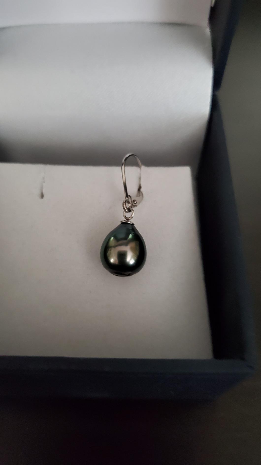 Tahitian Real Pearl Earrings for Women - Black Pearls in 14k Yellow & White Gold Leverback Earrings with Genuine Drop Shape Tahitian Cultured Pearls customer photo 1
