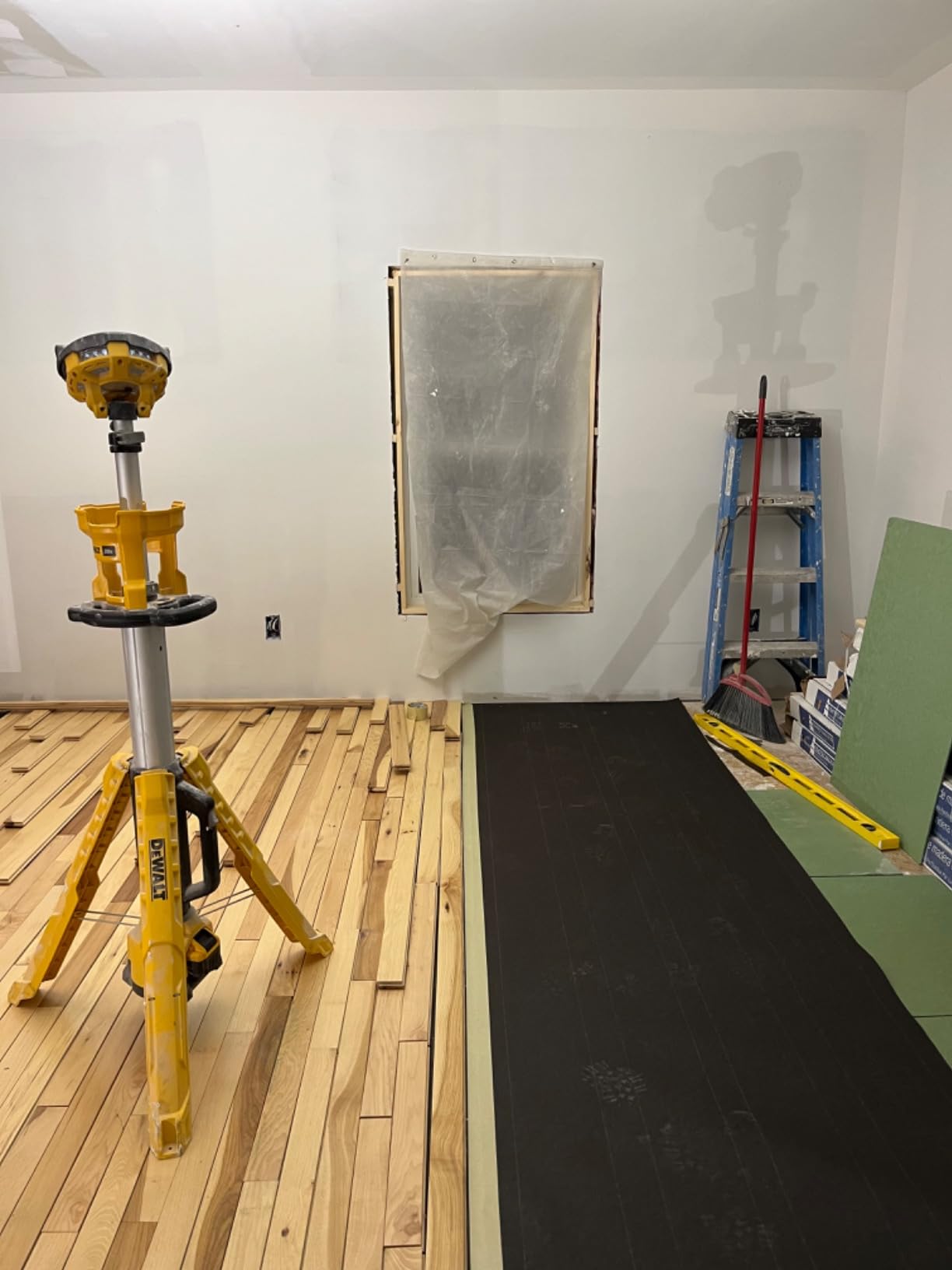 Wood Fiber Flooring Underlayment, 6mm (1/4 Inch) Thickness - 90 Sq Ft, Natural Soundproofing Insulation, for Laminate, Vinyl, LVT, LVP, or Hardwood customer photo 2